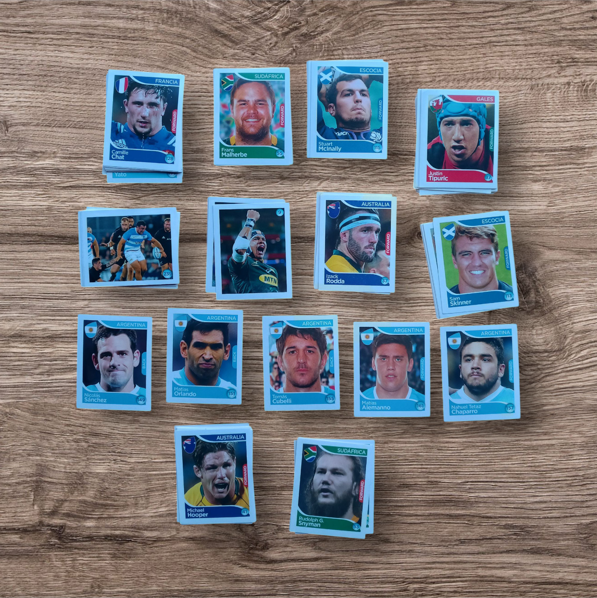 Lote 117 figuritas sin repetir Mundial Rugby 219