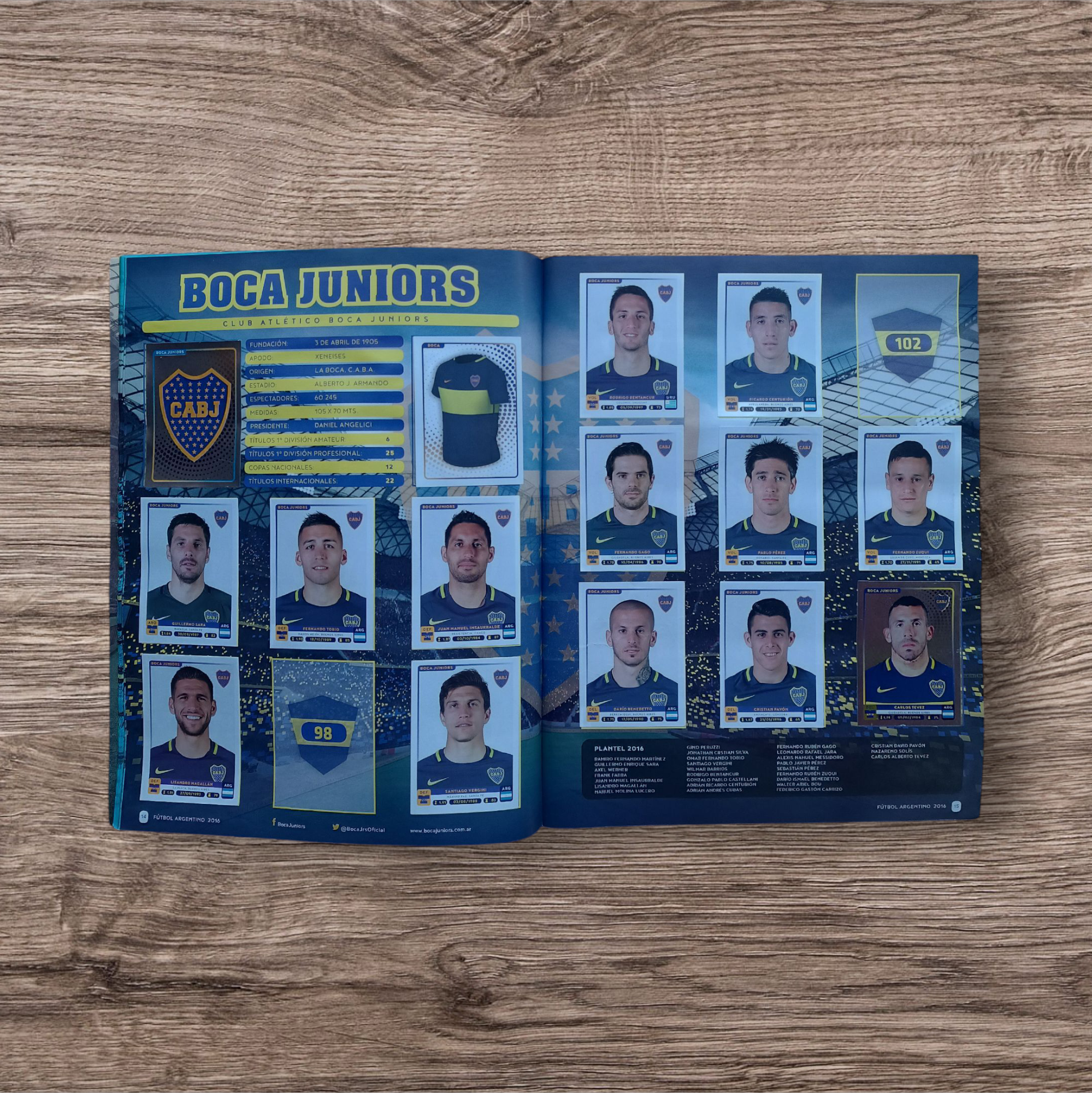 Álbum casi completo Fútbol Argentino 2016