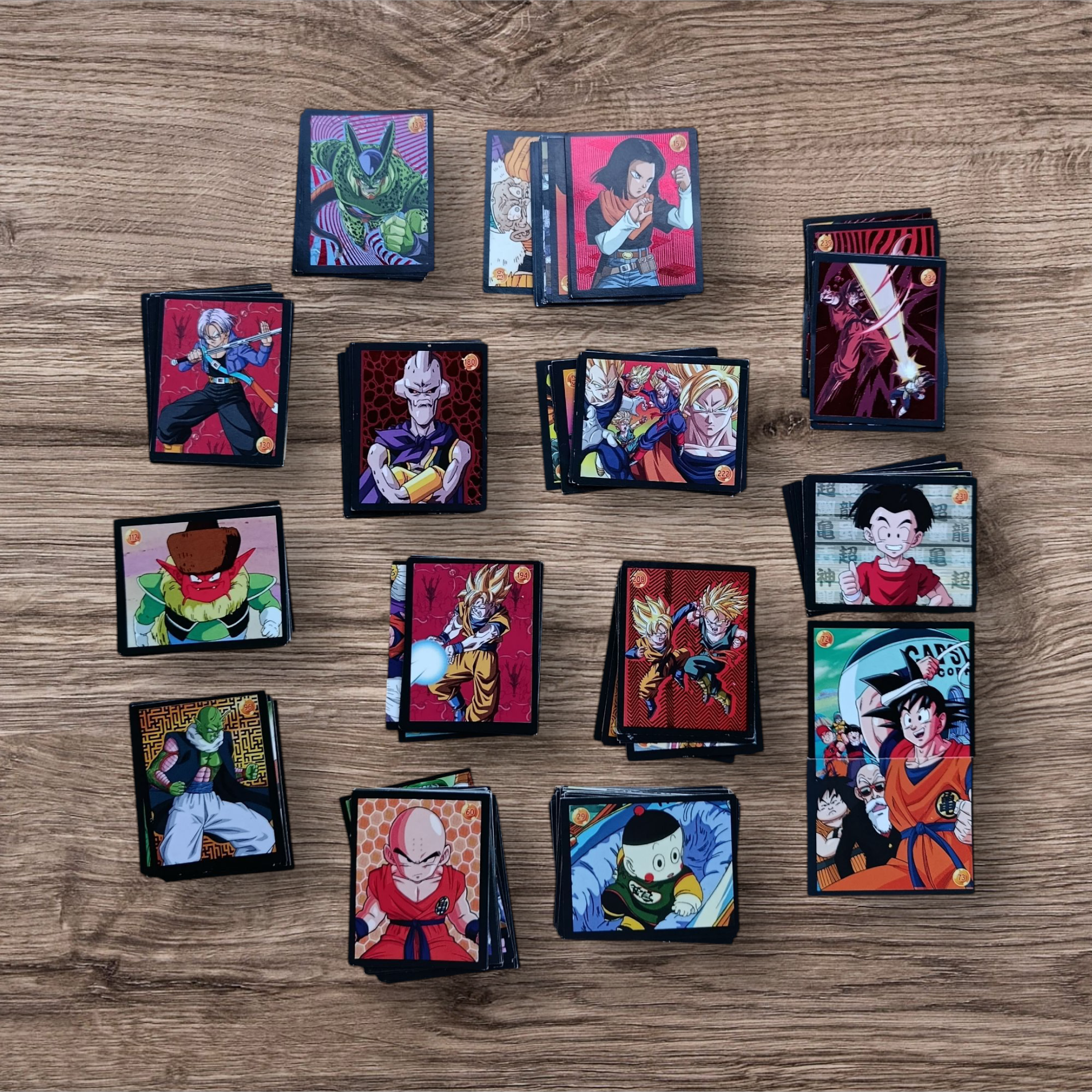 Lote 221 figuritas sin repetir Dragon Ball