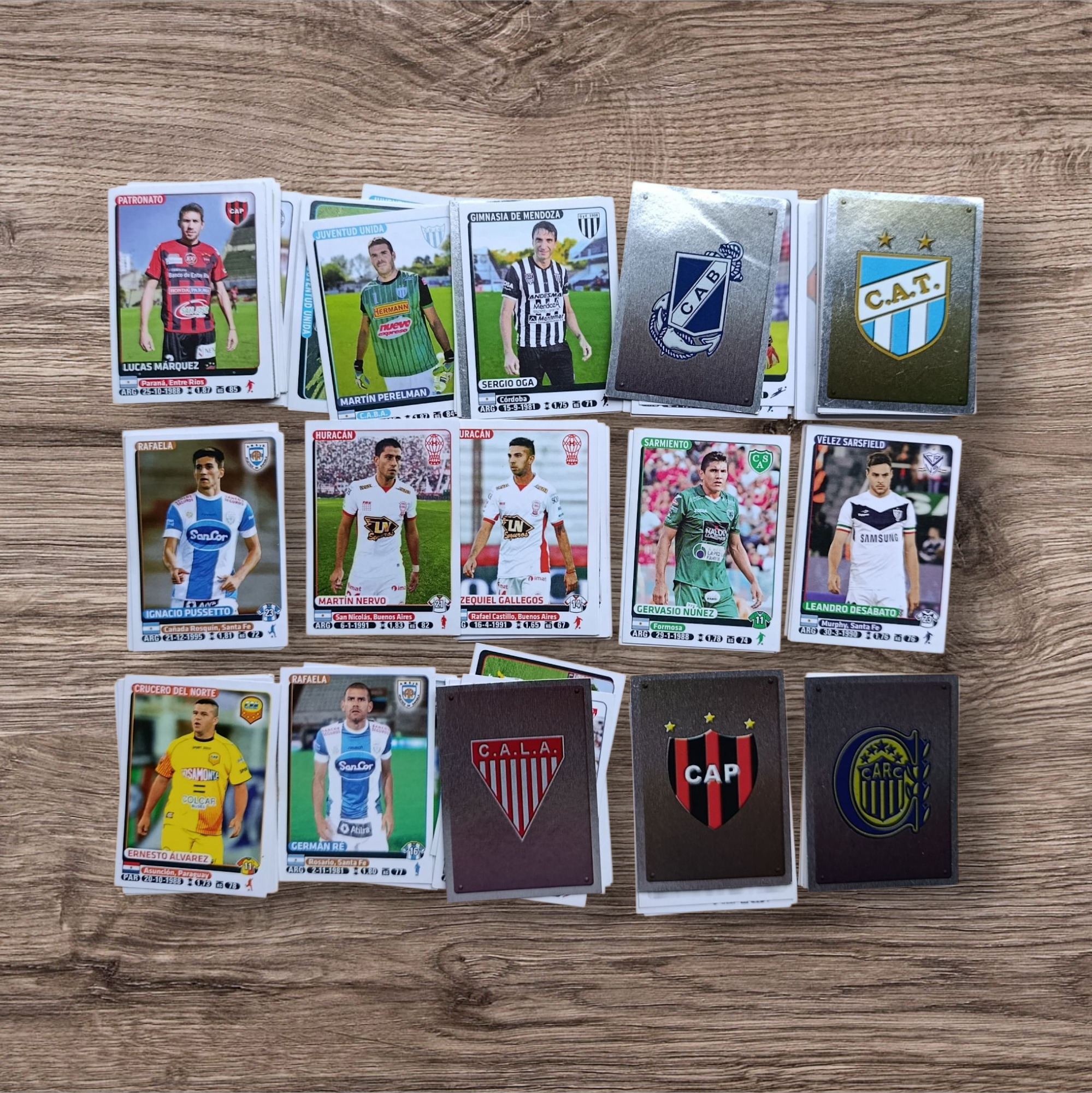 Lote 153 figuritas sin repetir Fútbol Argentino 2015