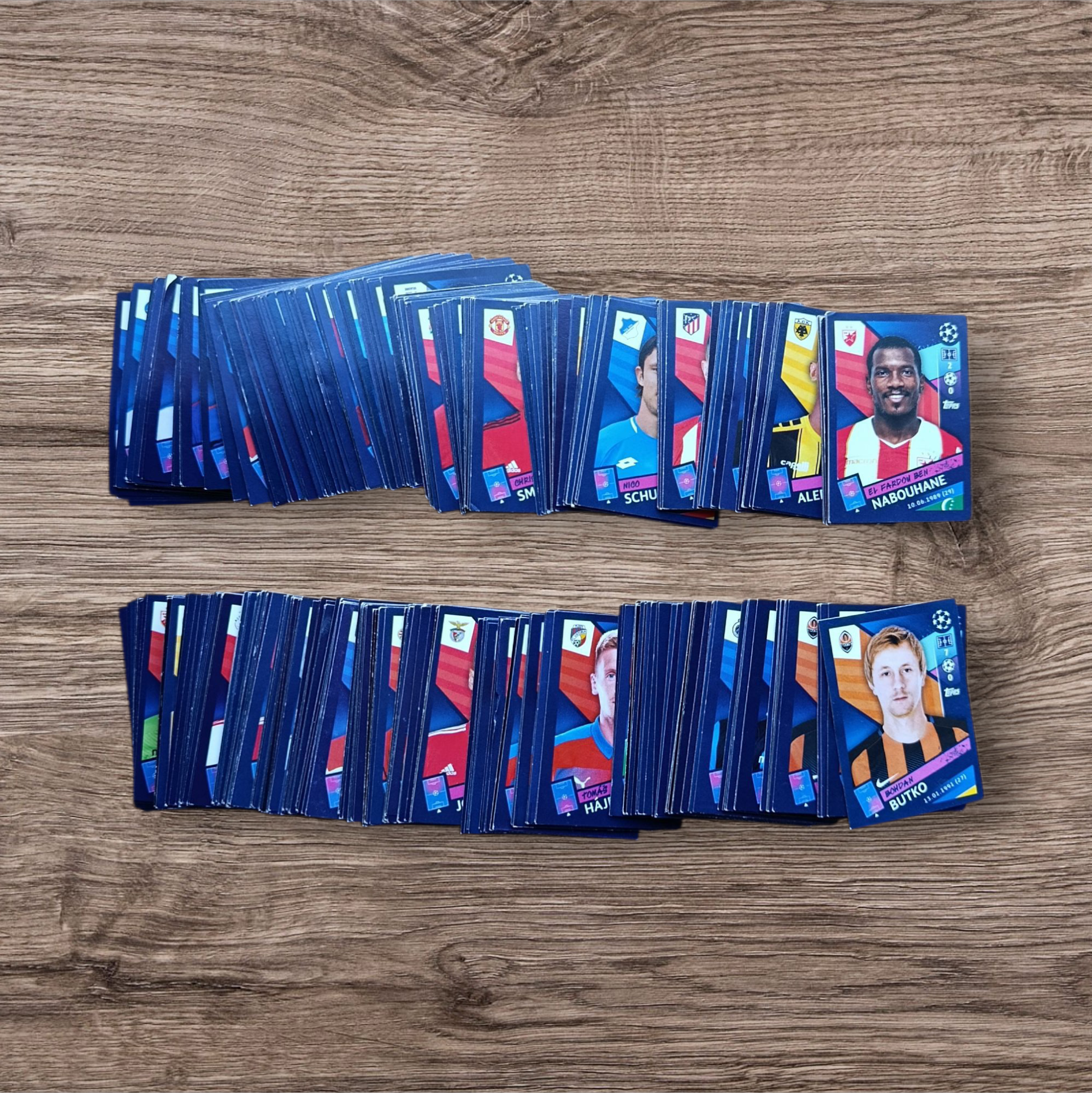 Lote 384 figuritas sin repetir Champions League 2018/1919