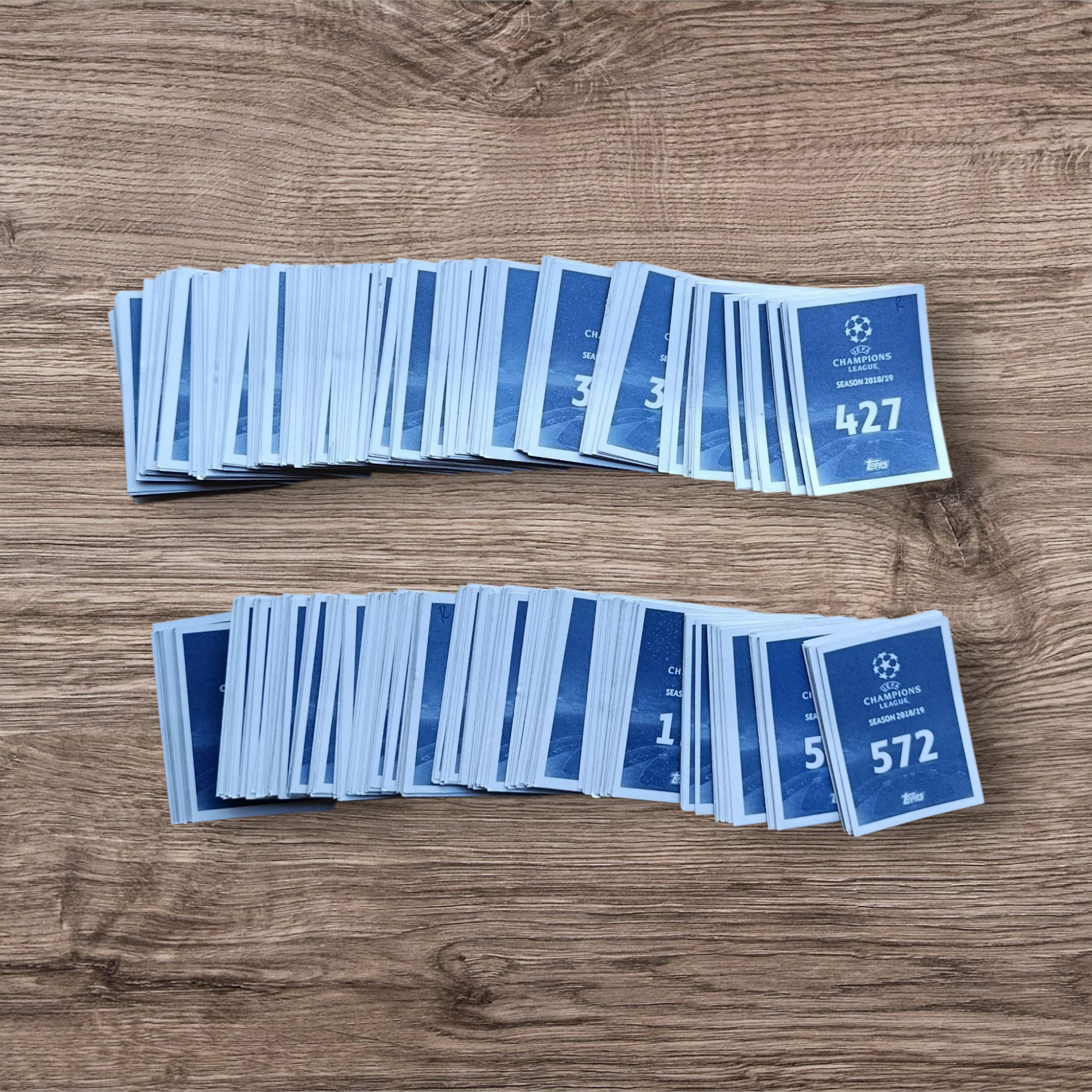 Lote 384 figuritas sin repetir Champions League 2018/1919