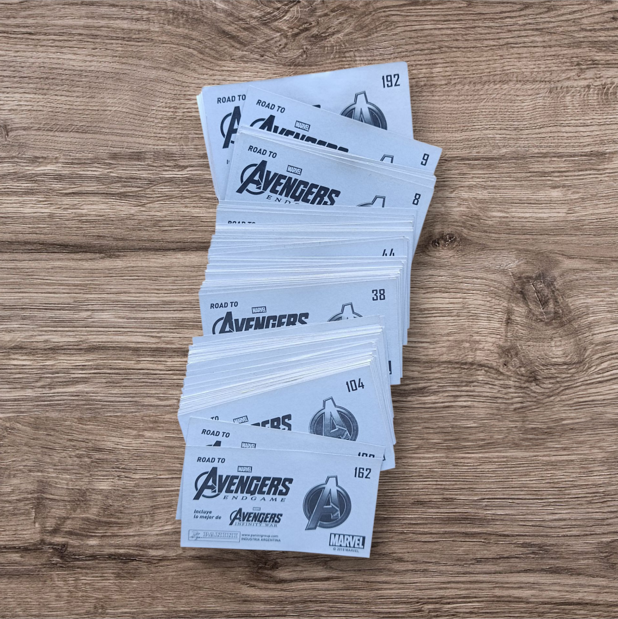 Lote 179 figuritas sin repetir Avengers Endgame