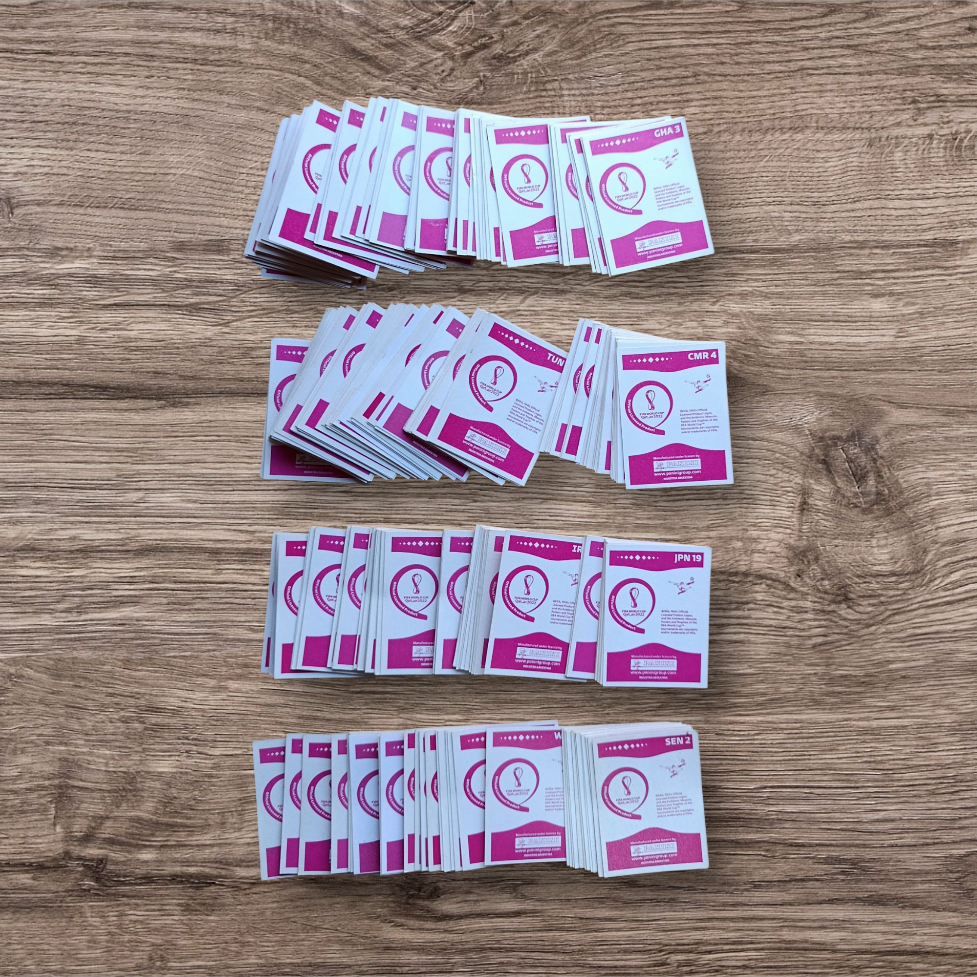 Lote 281 figuritas sin repetir Mundial Qatar 2022