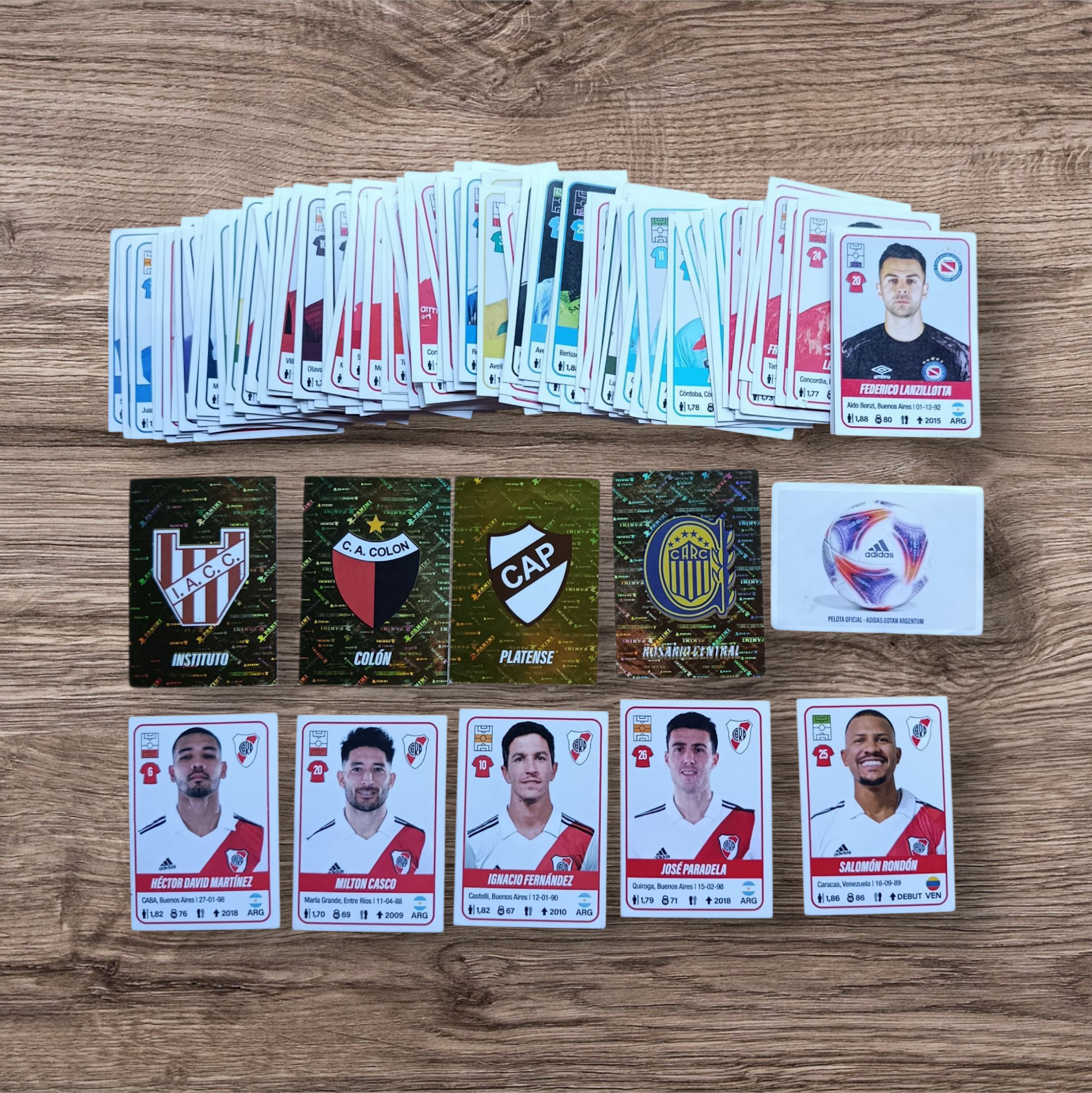 Lote 146 figuritas sin repetir Fútbol Argentino 2023