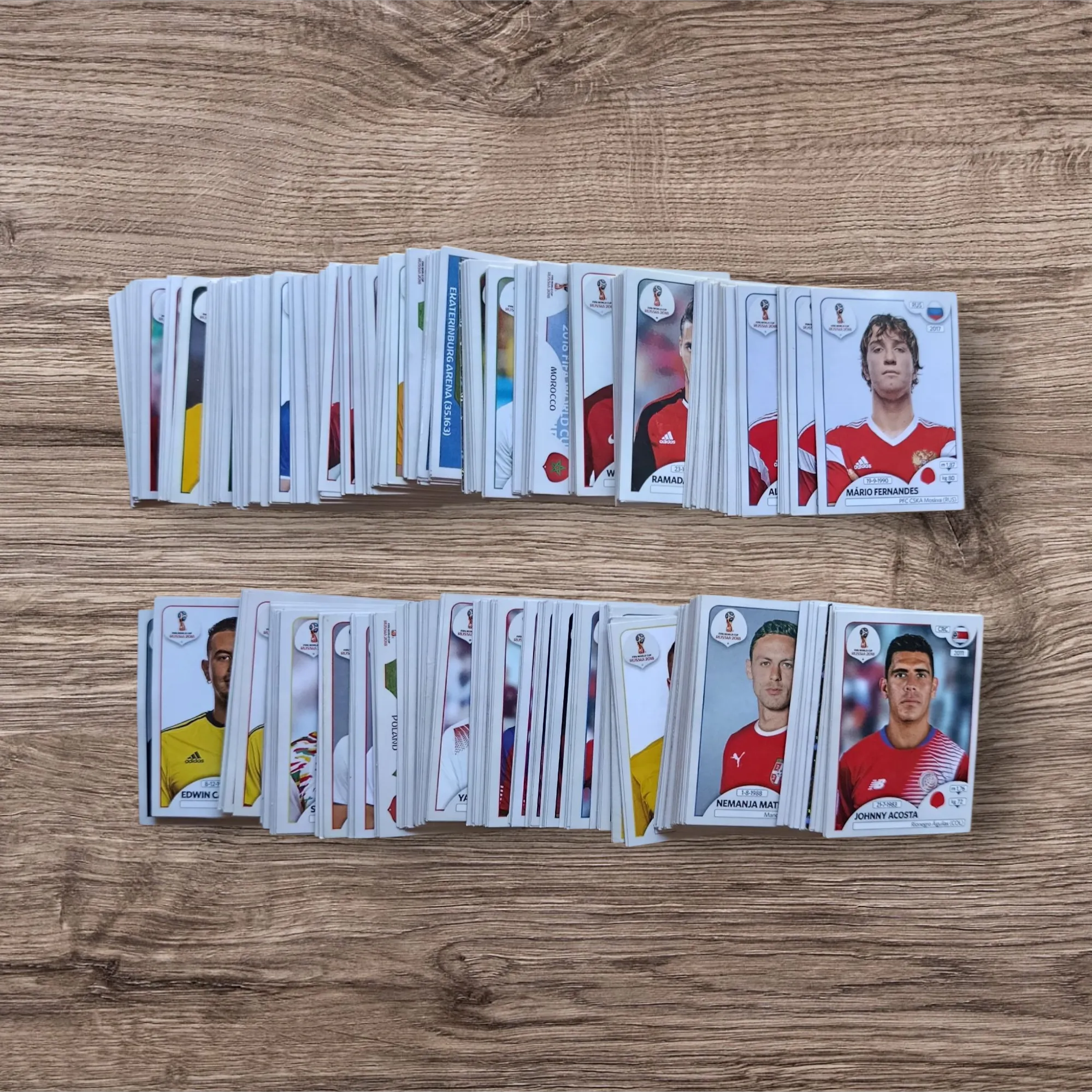 Lote 205 figuritas sin repetir Road to Rusia 2018