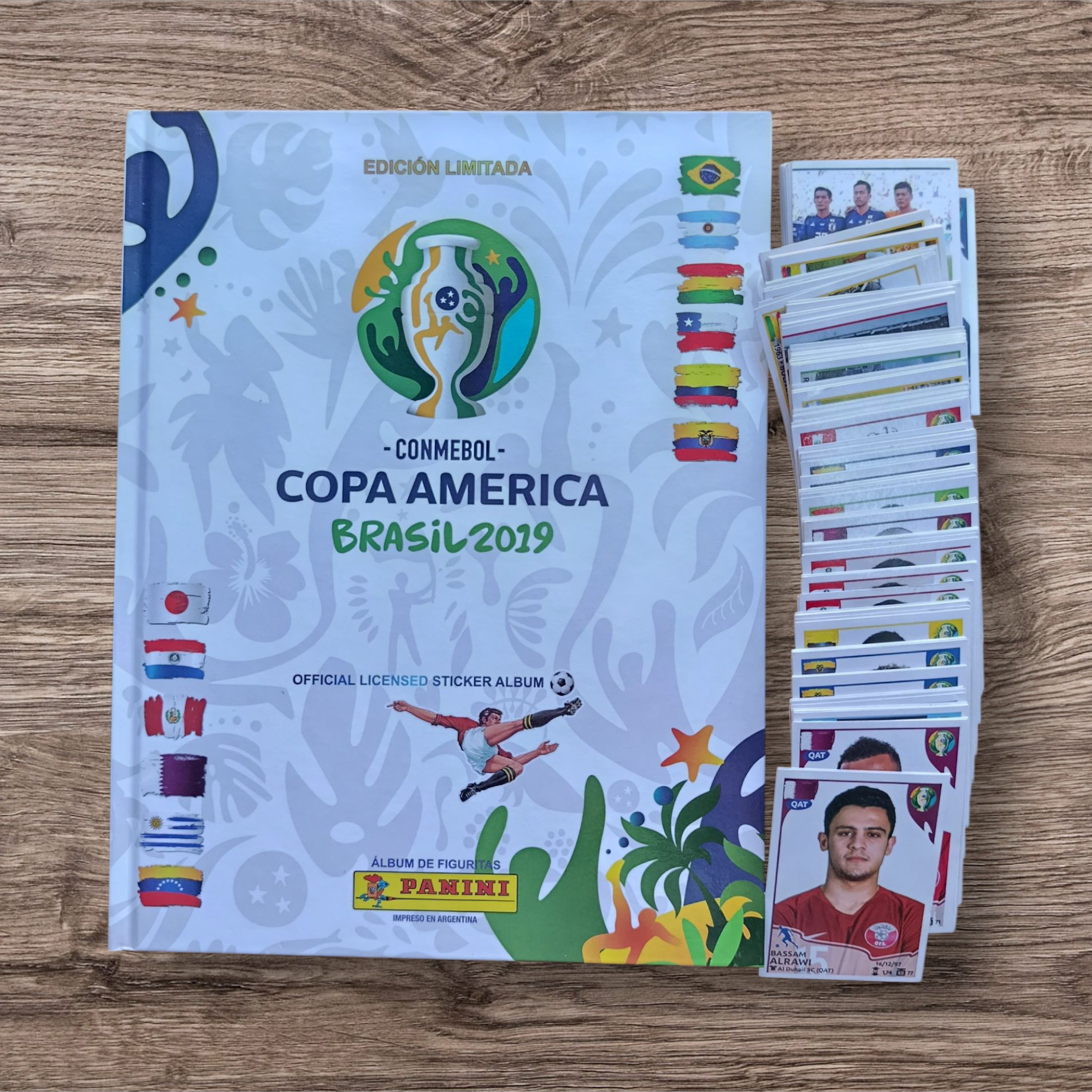 Álbum tapa dura + 280 figuritas sin repetir Copa América 2019