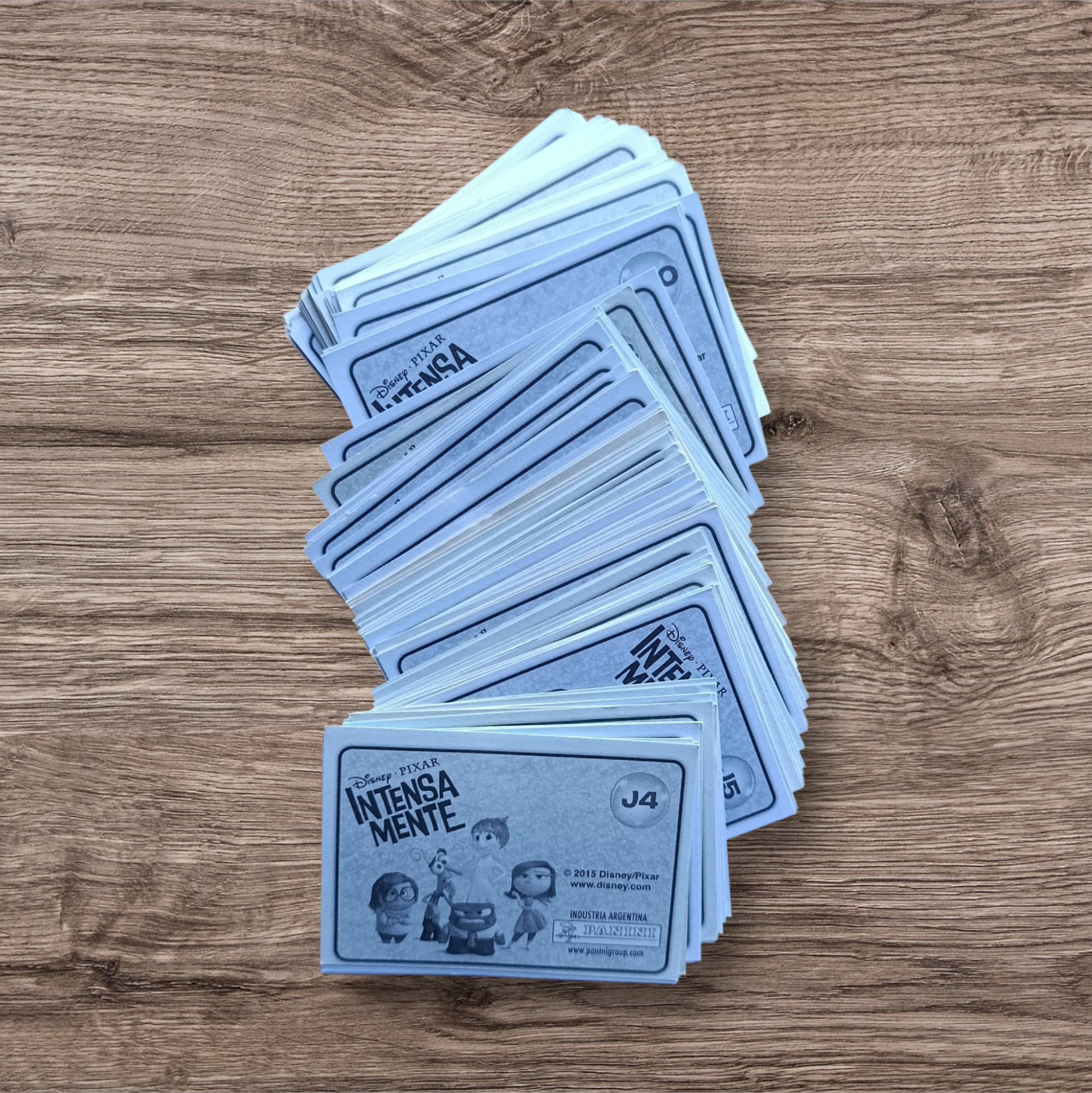 Lote 138 figuritas sin repetir Intensamente