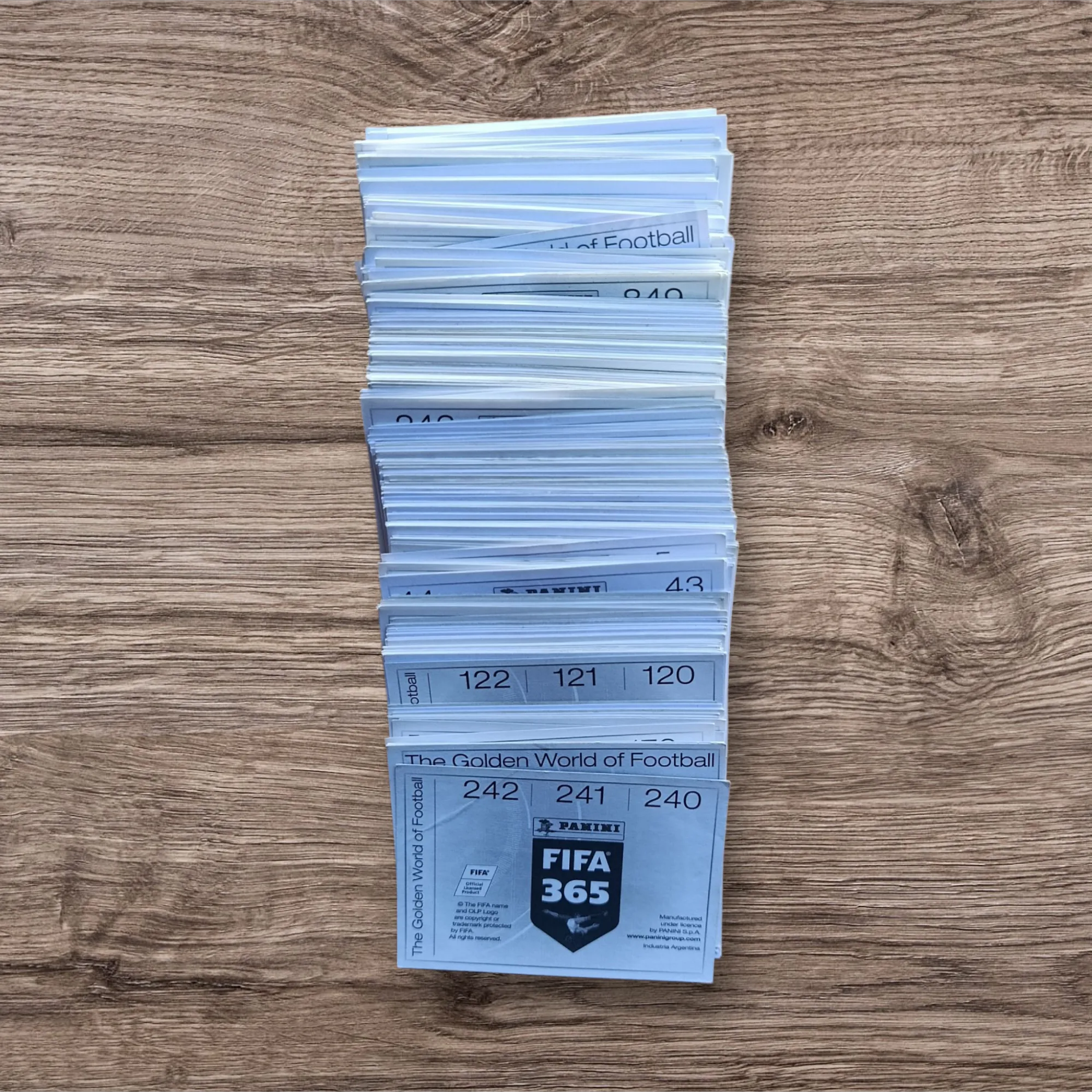 Lote 368 figuritas sin repetir FIFA 365 2016