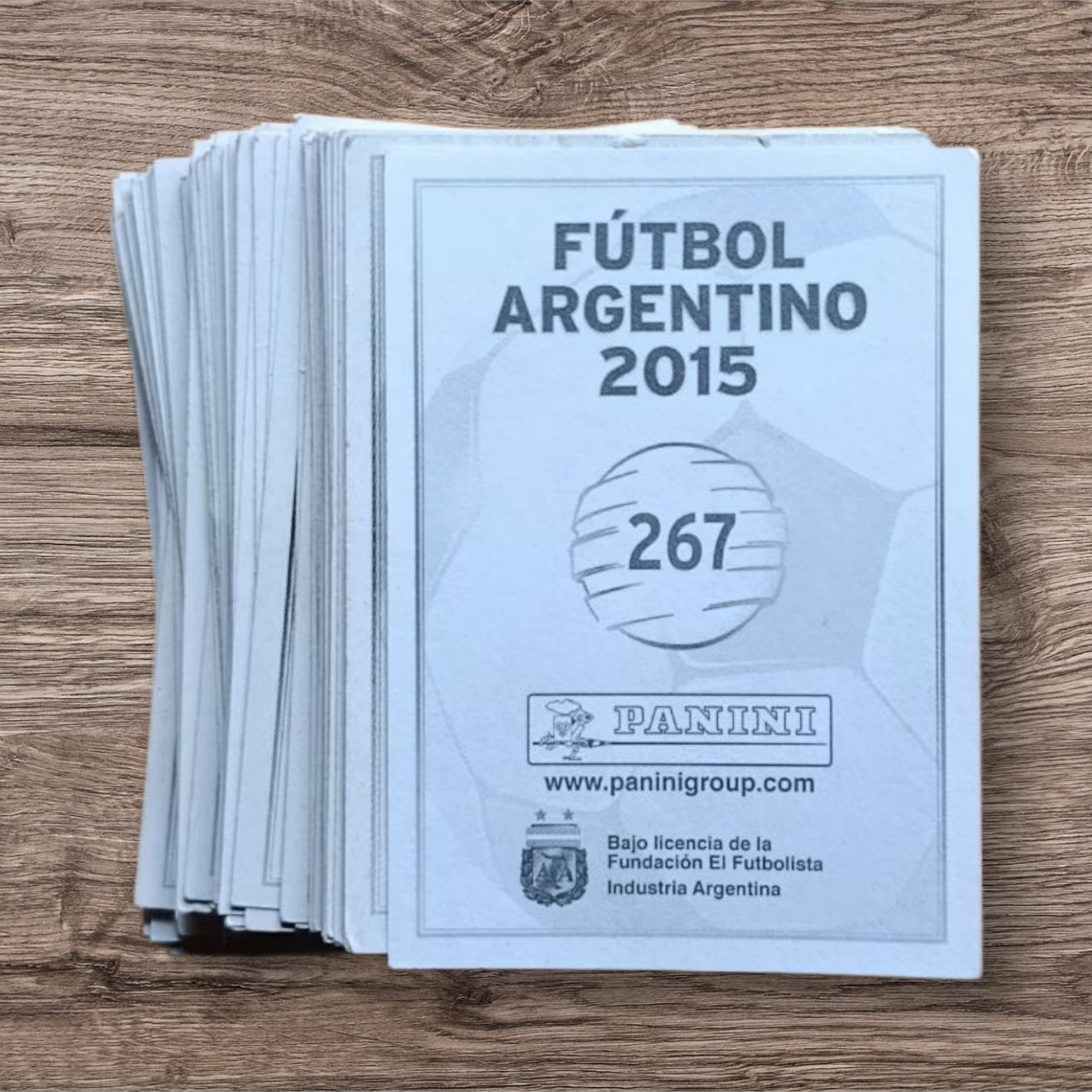 Lote 146 figuritas sin repetir Fútbol Argentino 2015