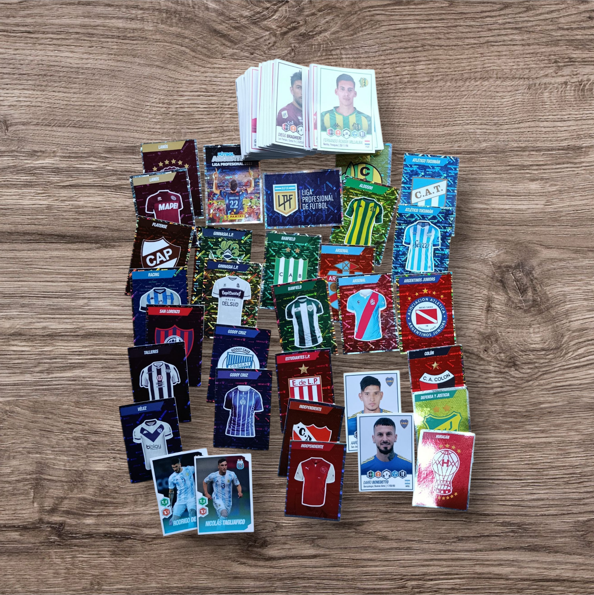 Lote 175 figuritas sin repetir Fútbol Argentino 2022