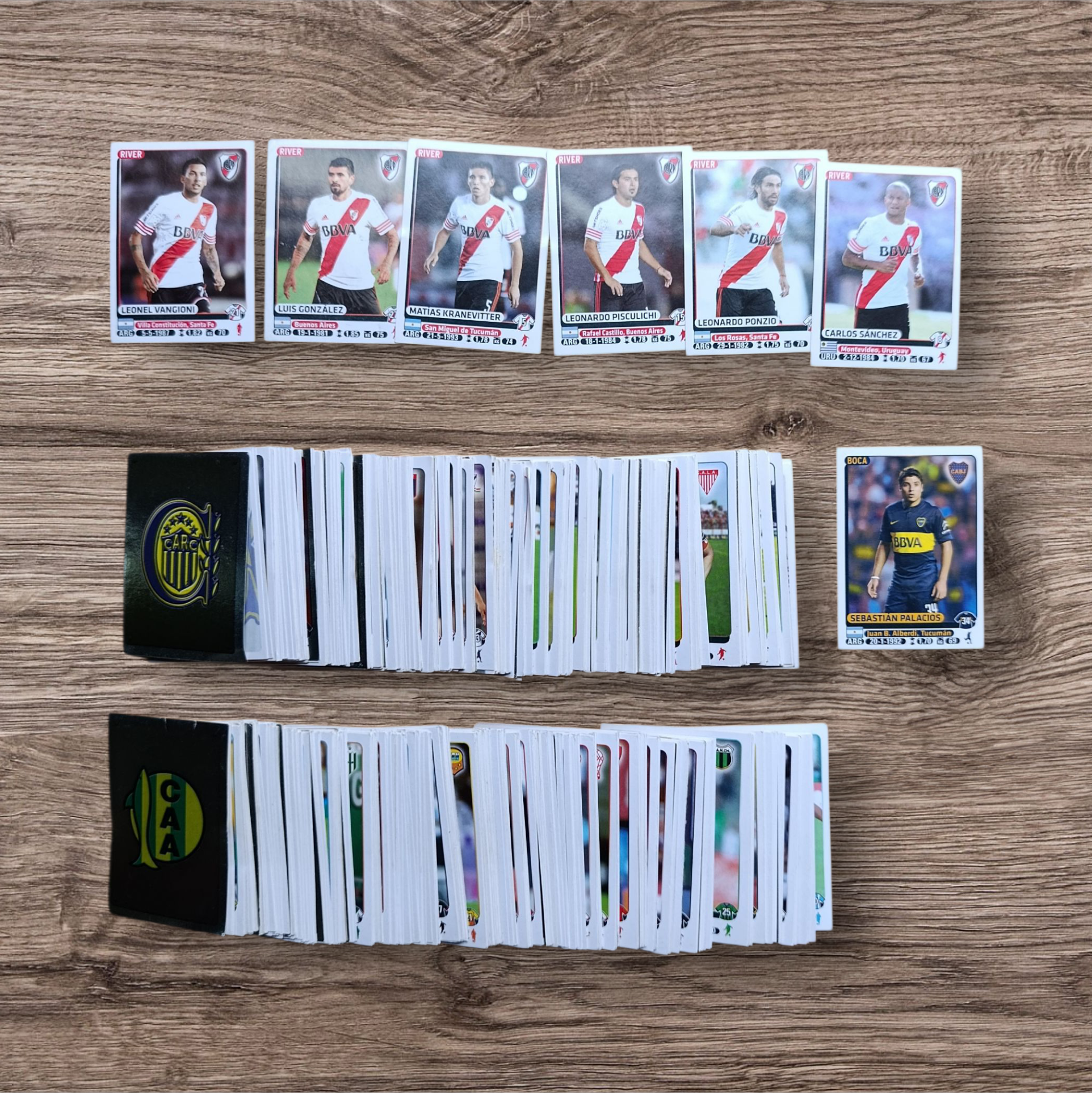 Lote 602 figuritas sin repetir Fútbol Argentino 2015