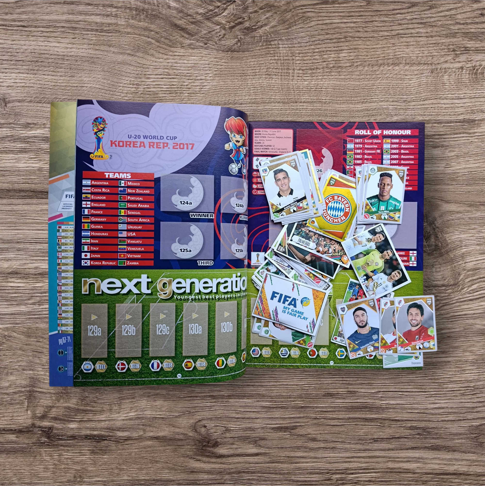 Álbum + 99 figuritas sin repetir FIFA 365 2018