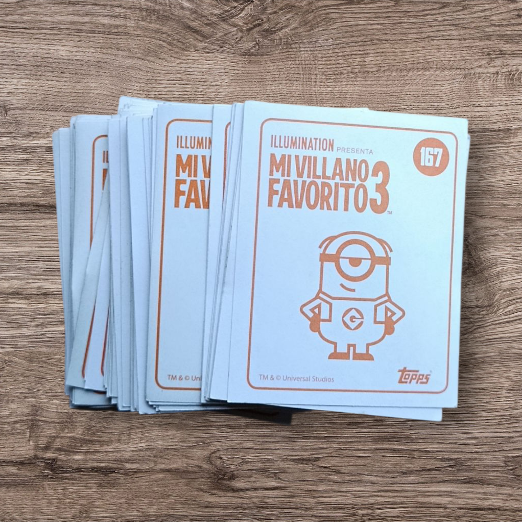 Lote 120 figuritas sin repetir Mi Villano Favorito 3