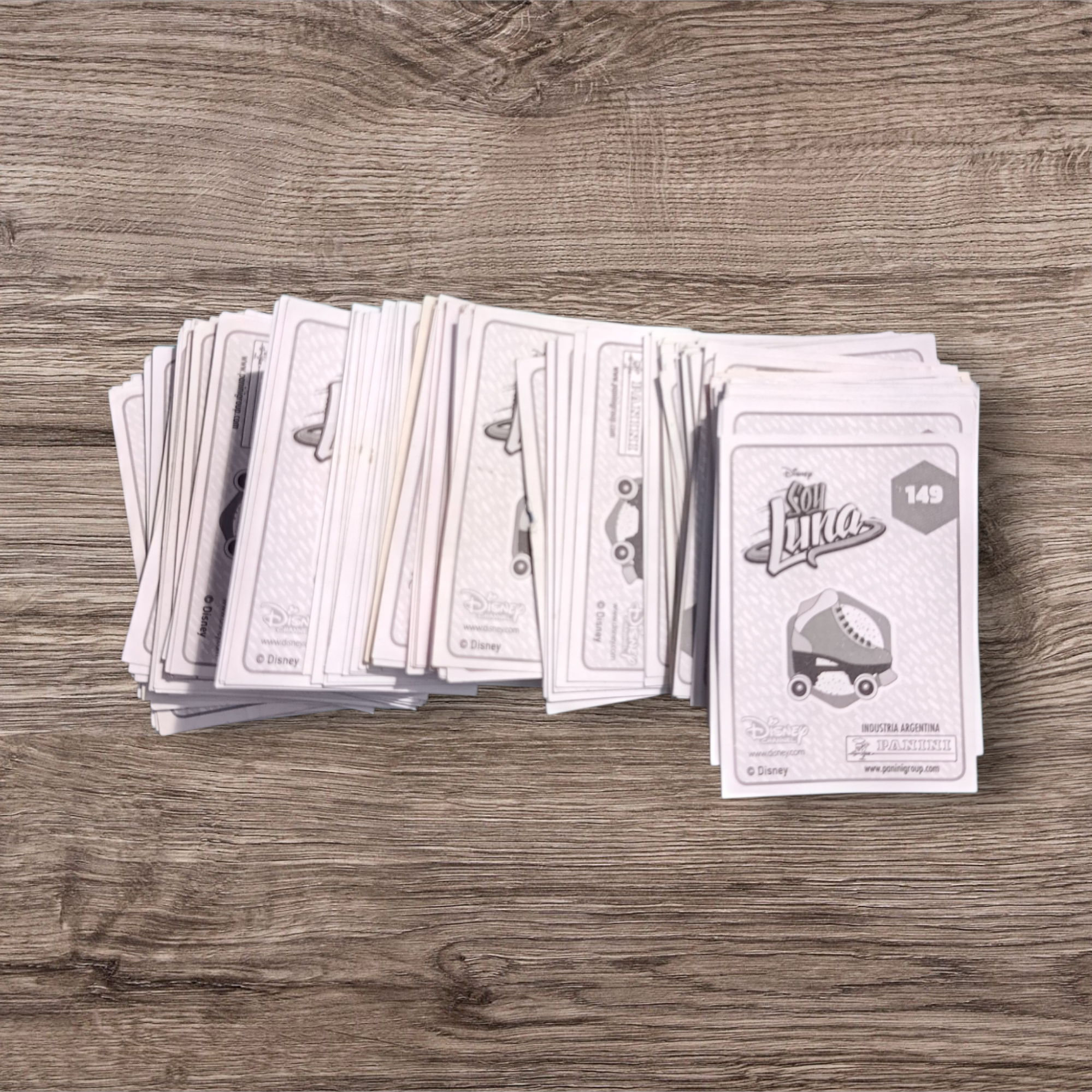 Lote 175 figuritas sin repetir Soy Luna