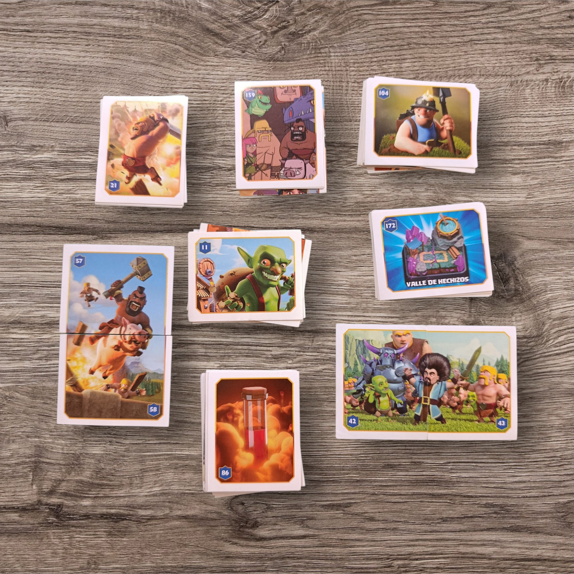 Lote 96 figuritas sin repetir Clash Royale