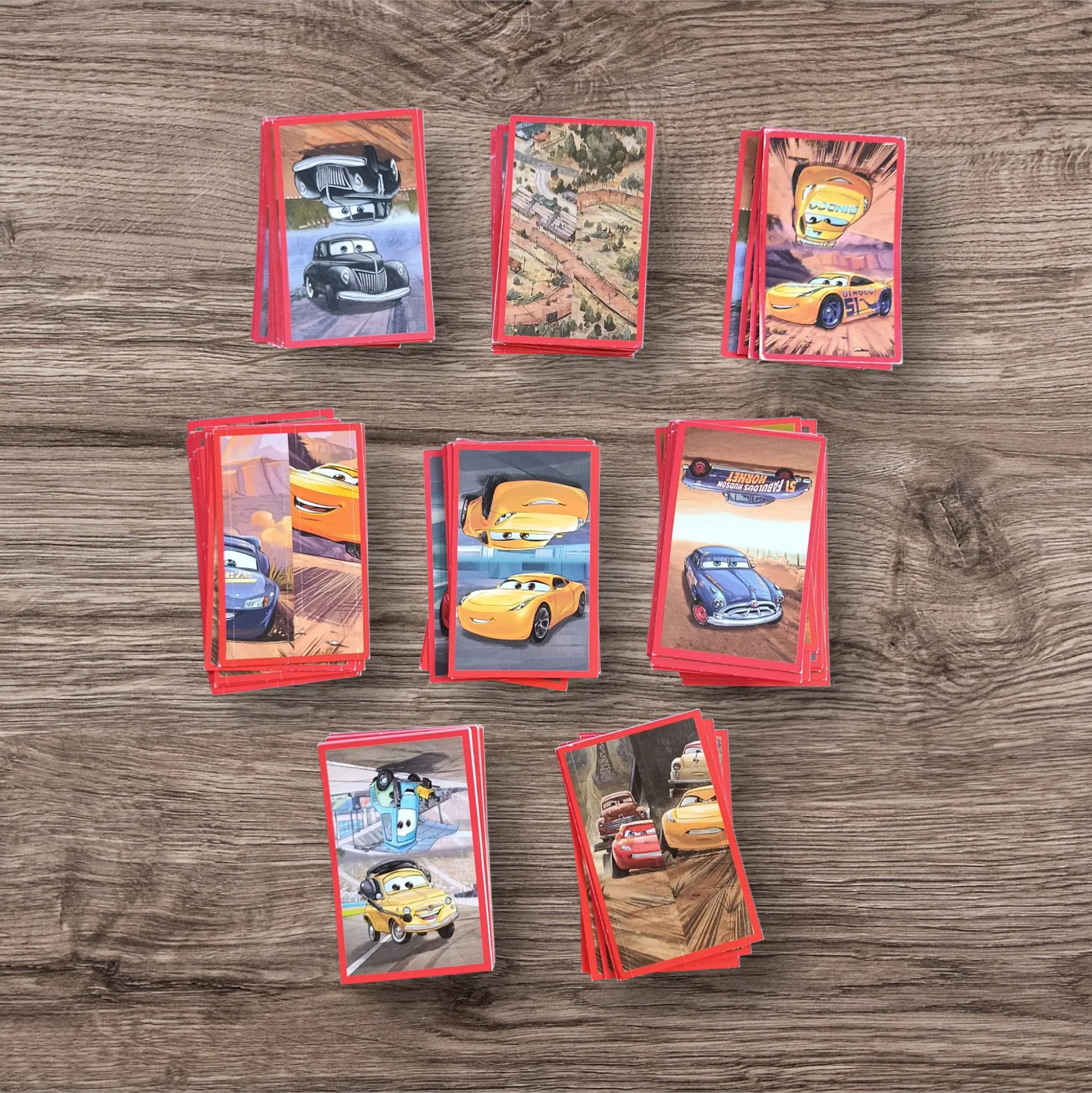 Lote 149 figuritas Cars 3