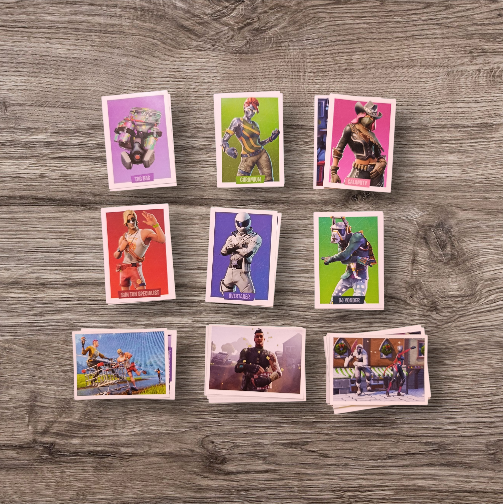Lote 30 figuritas sin repetir Fortnite