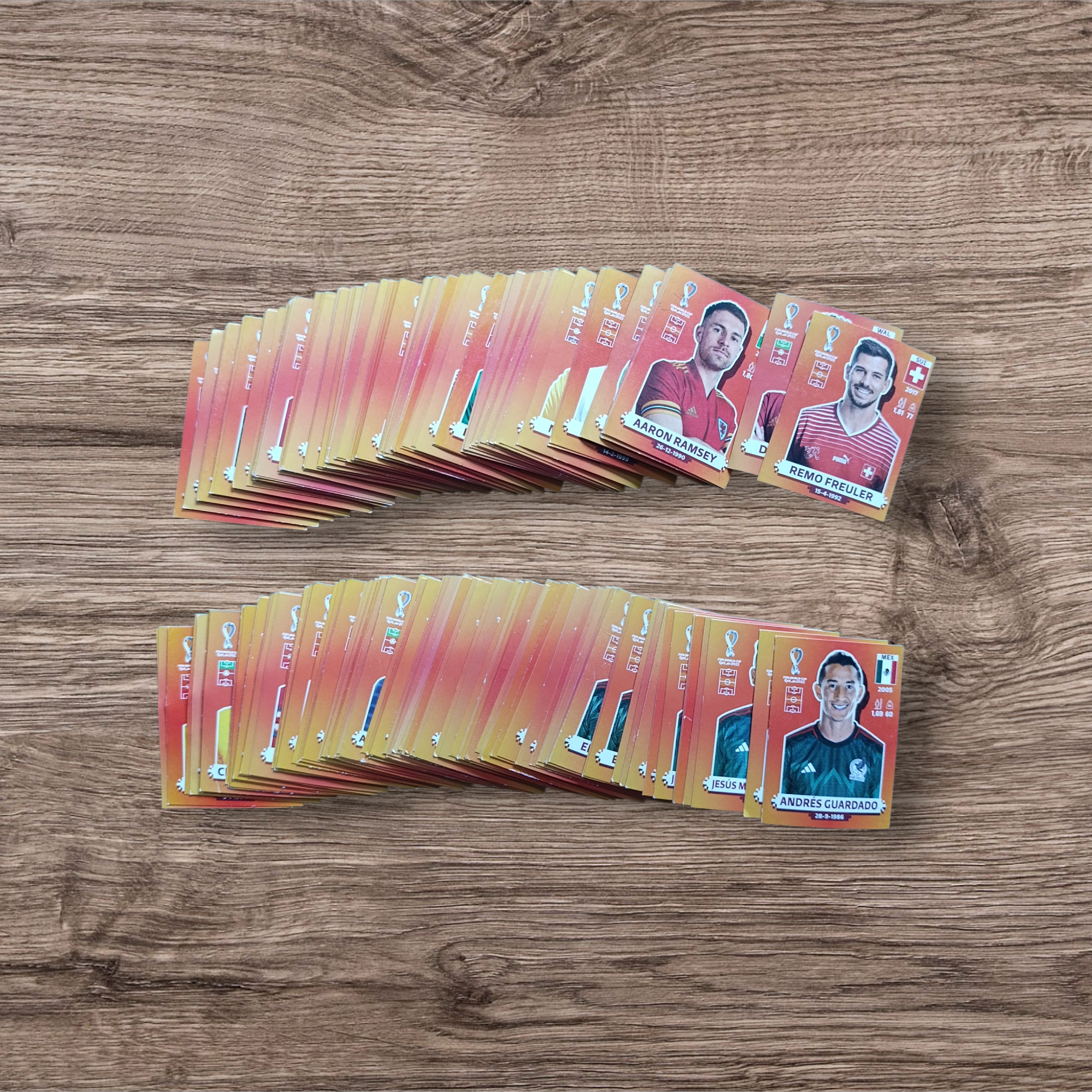 Lote 203 figuritas Mundial Qatar 2022