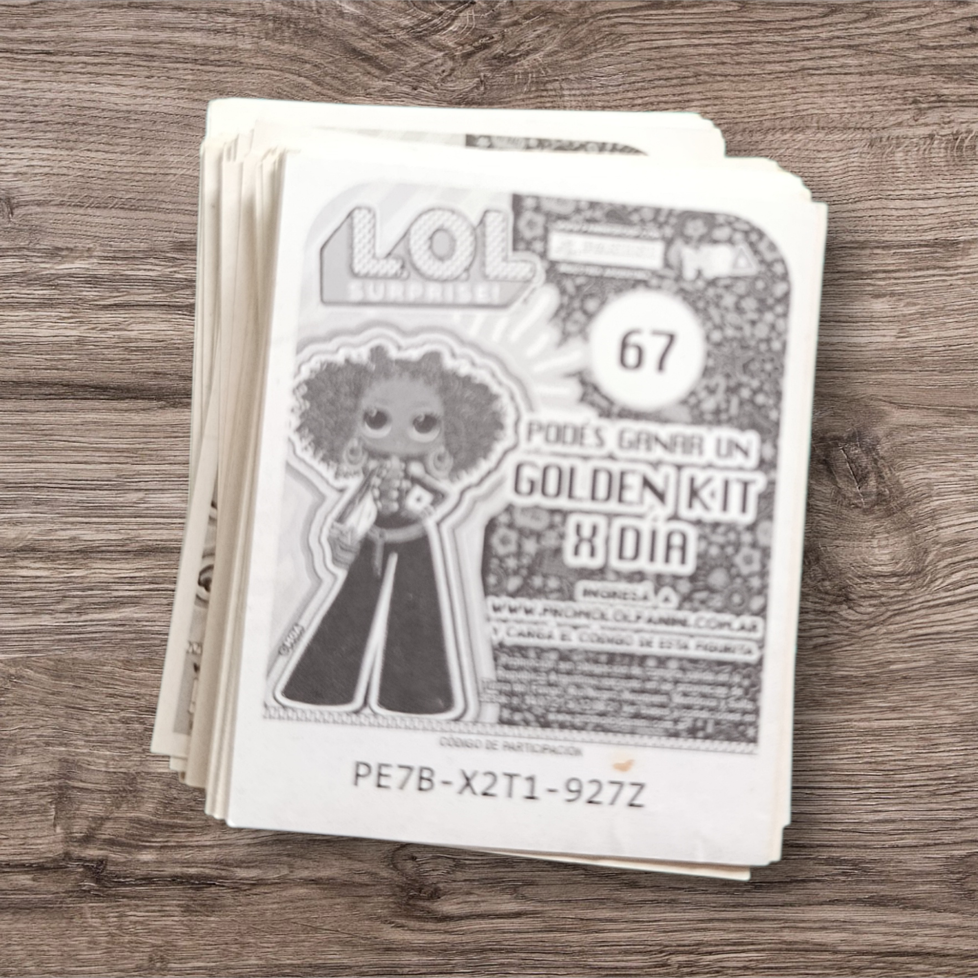 Lote 139 figuritas Lol Surprise