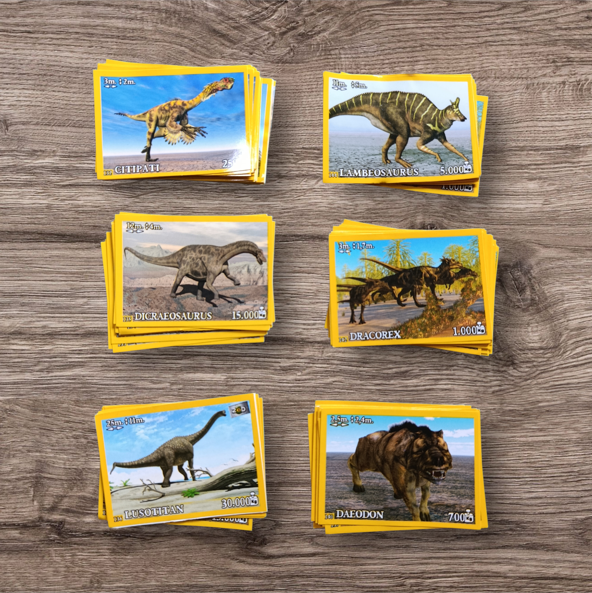Lote 83 figuritas Dinosaurs 3D