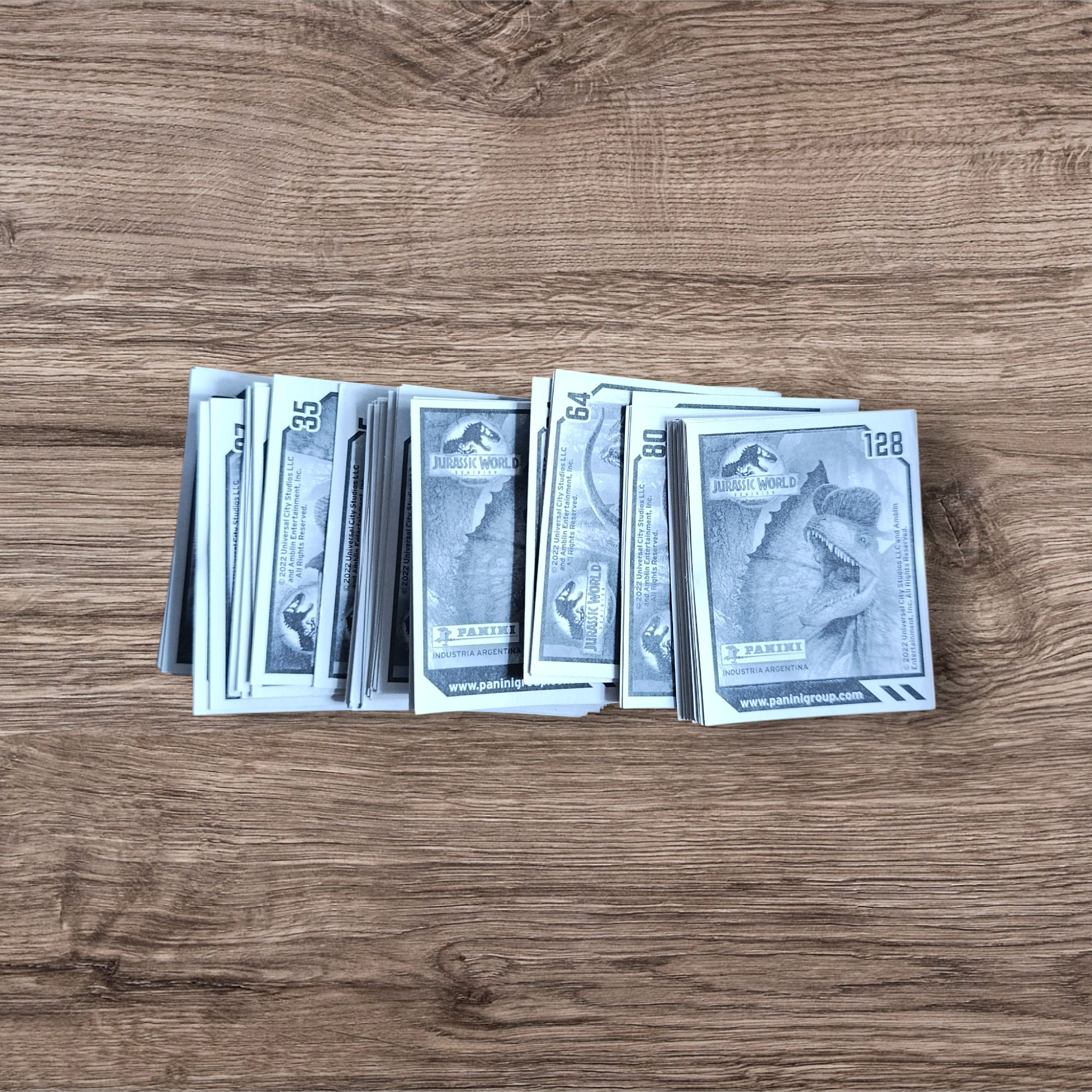 Lote 53 figuritas Jurassic World Dominion