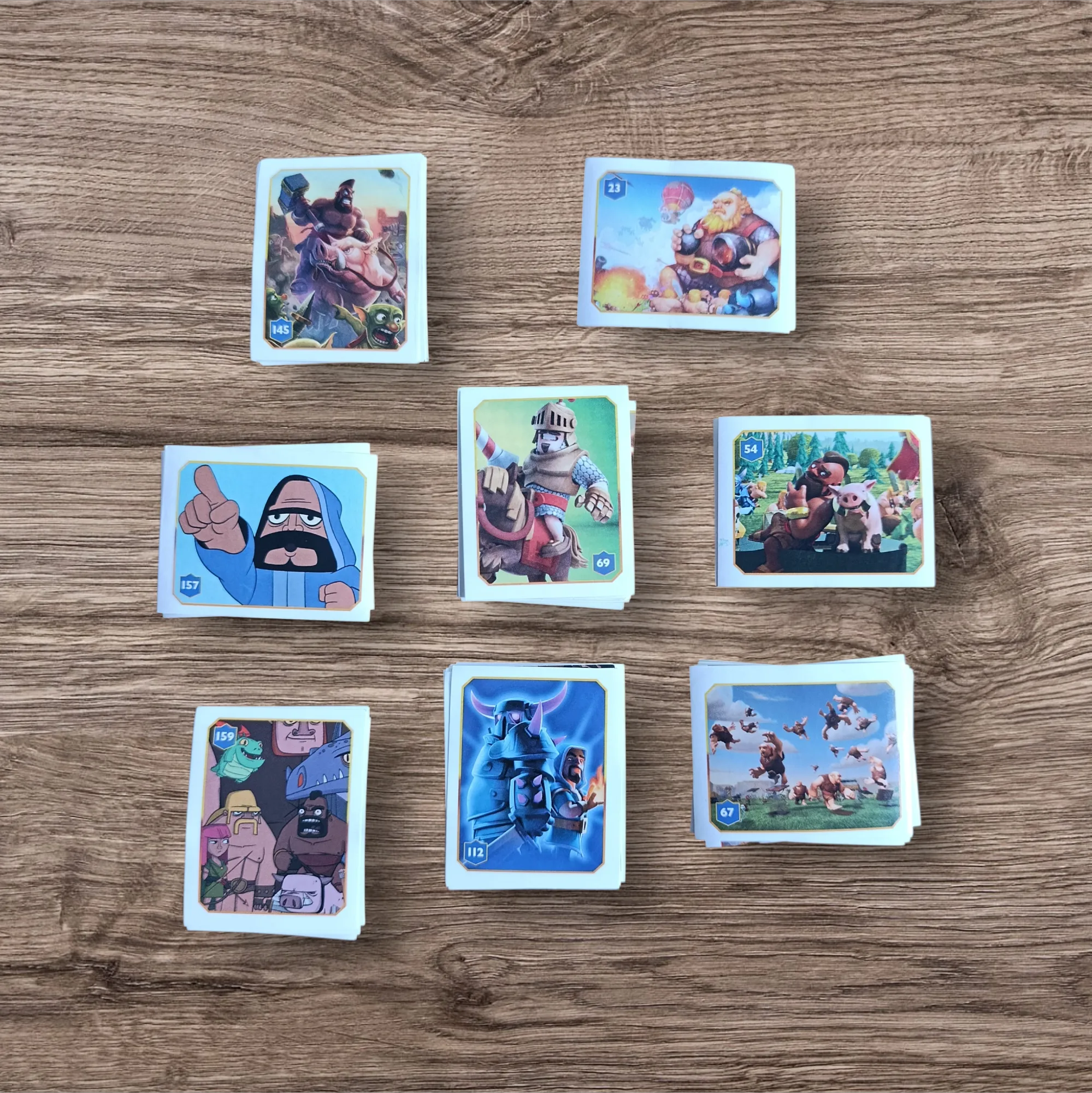 Lote 44 figuritas Clash Royale