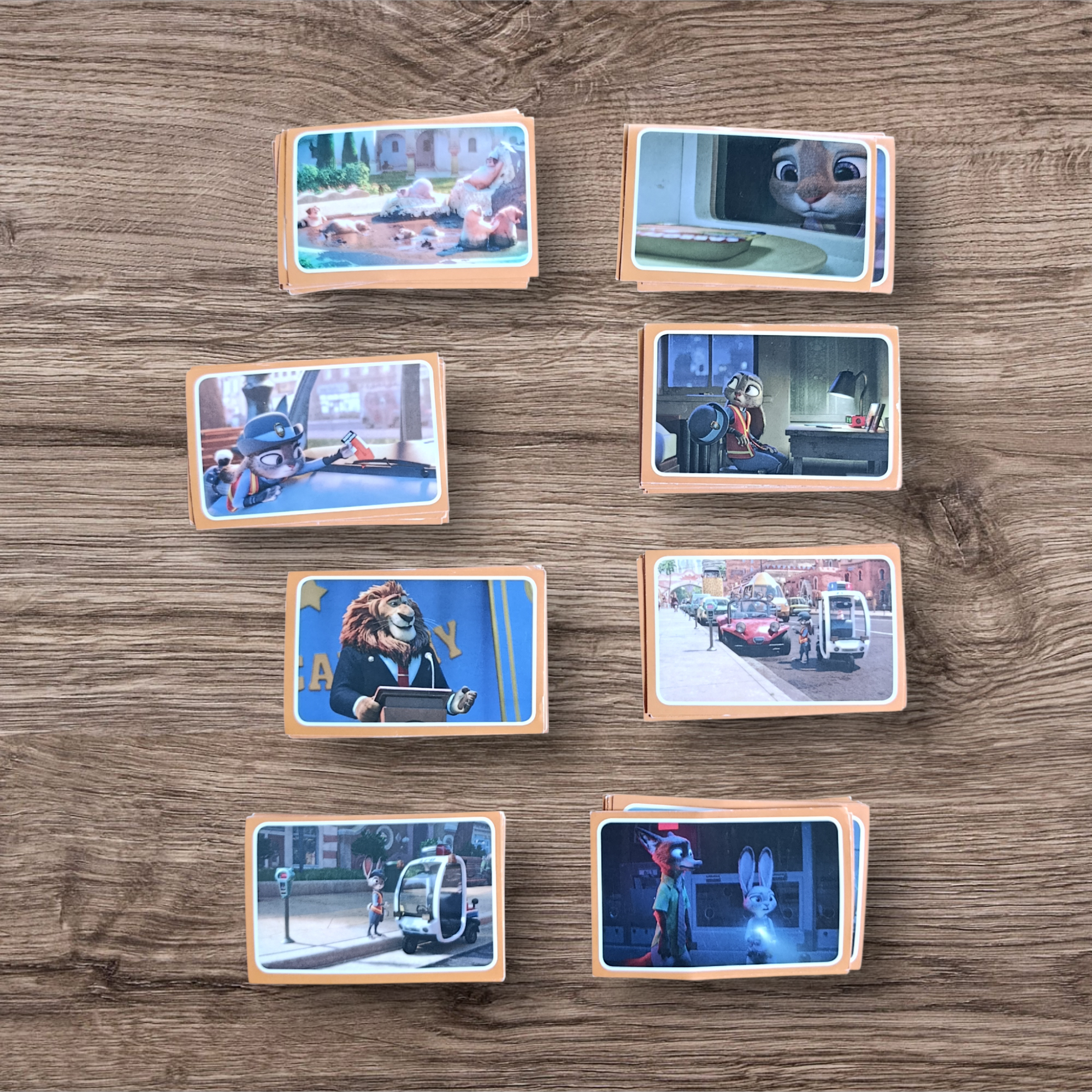 Lote 53 figuritas sin repetir Zootopia