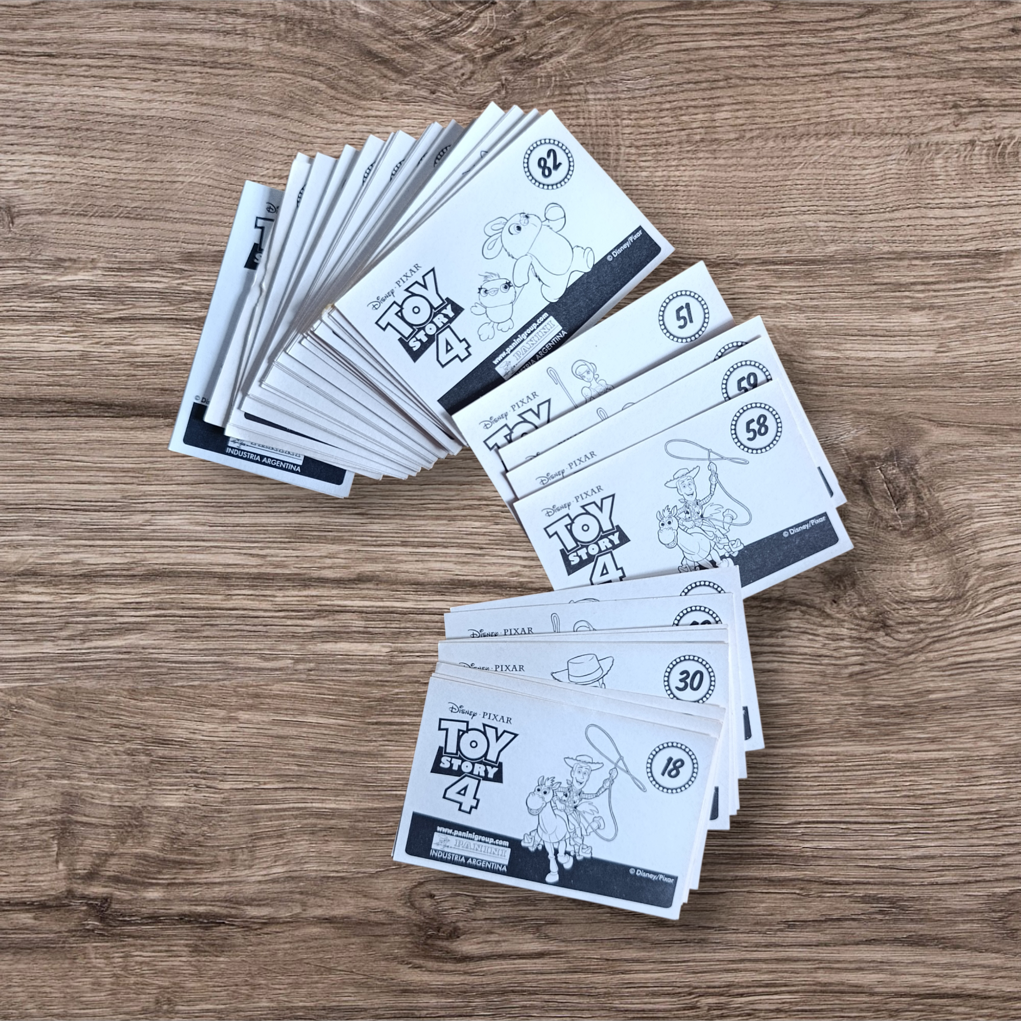 Lote 67 figuritas sin repetir Toy Story 4