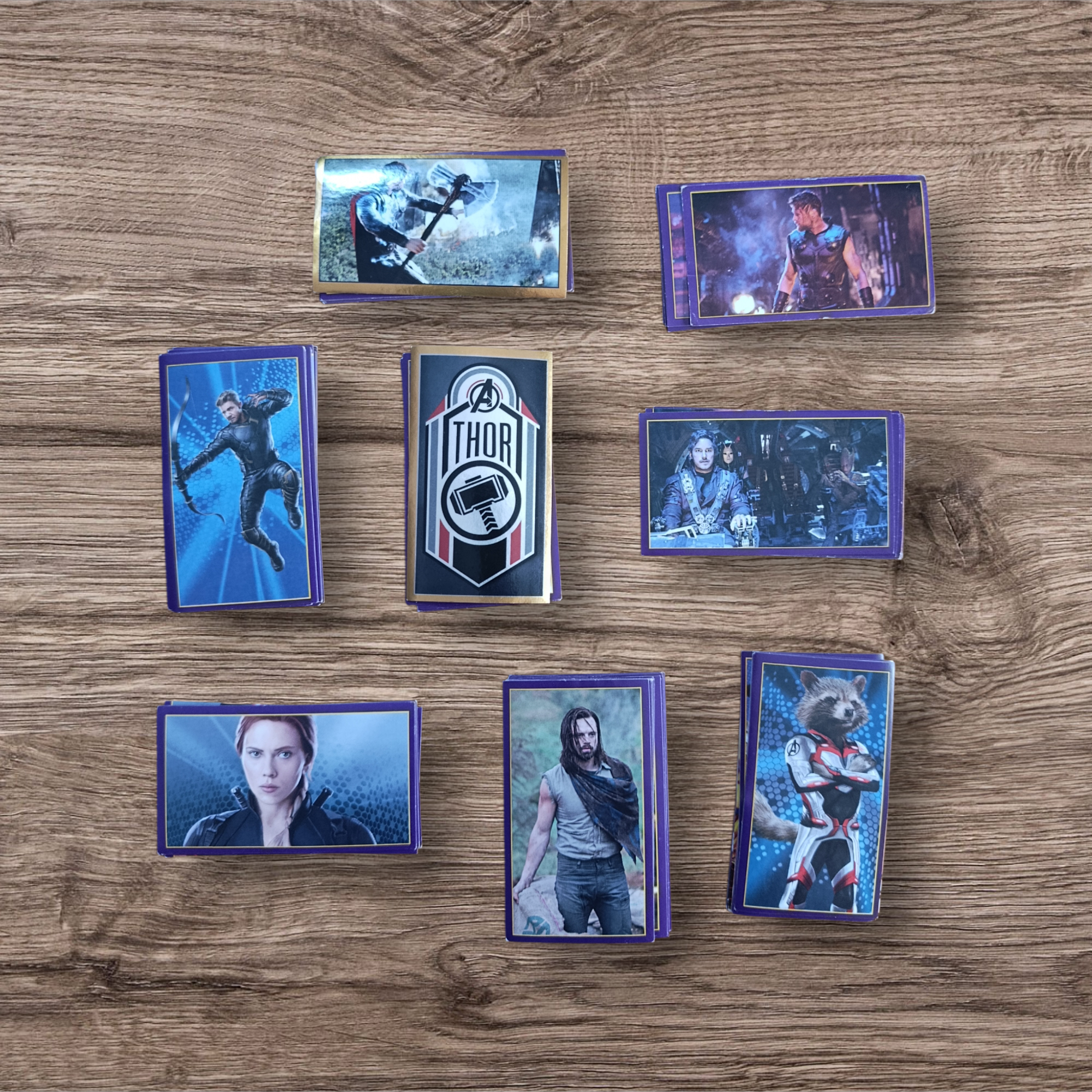 Lote 84 figuritas sin repetir Avengers Endgame