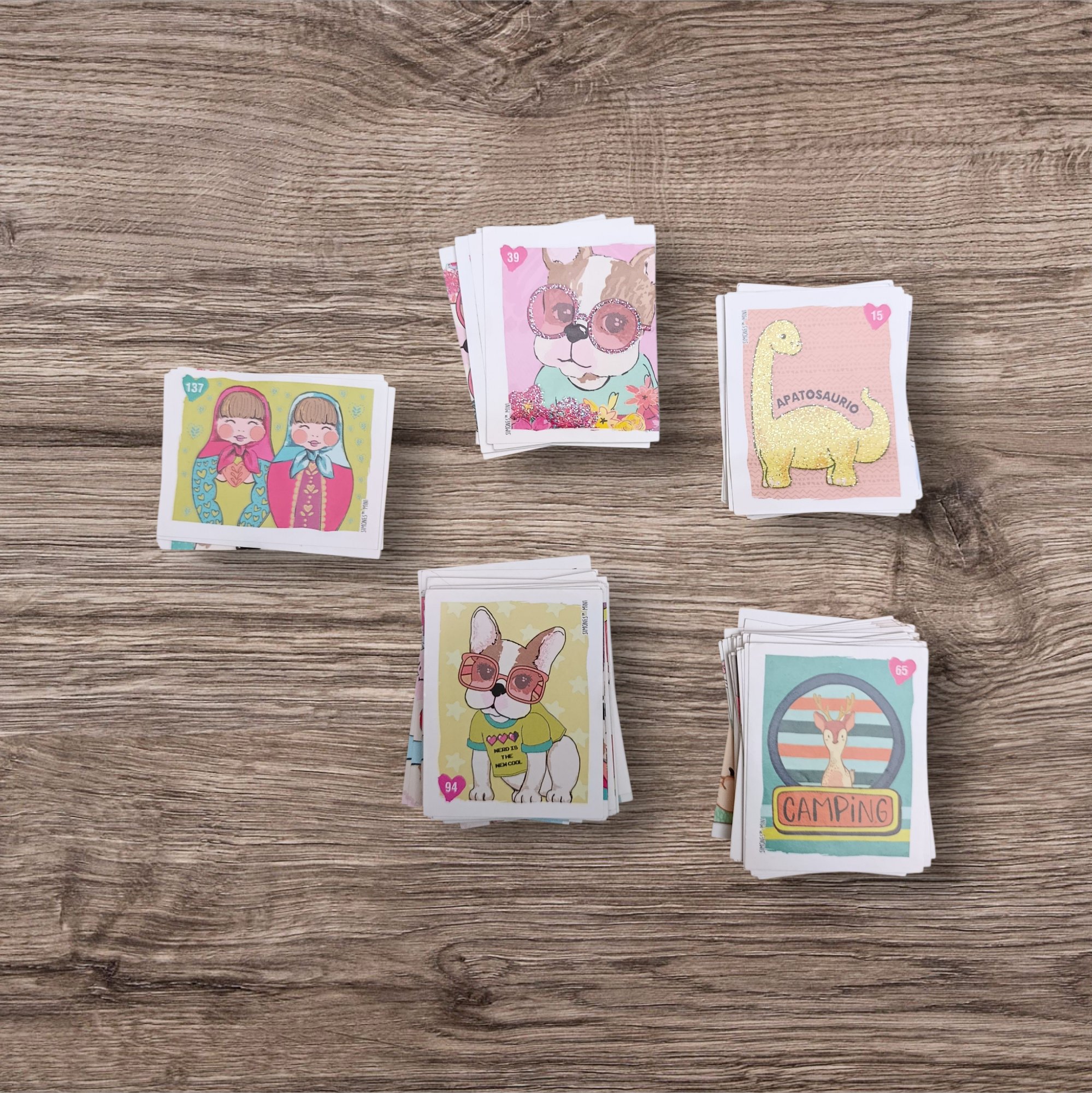 Lote 86 figuritas Simones Mini