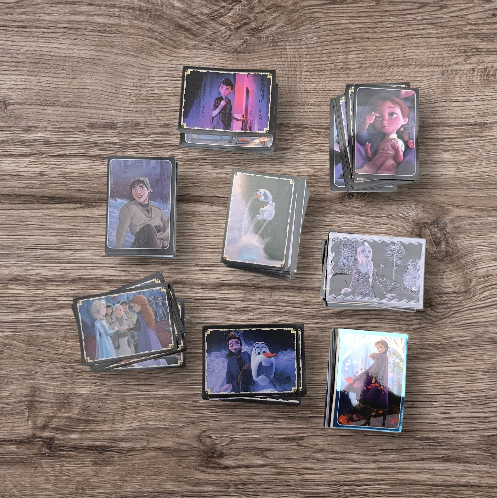 Lote 165 figuritas sin repetir Frozen 2