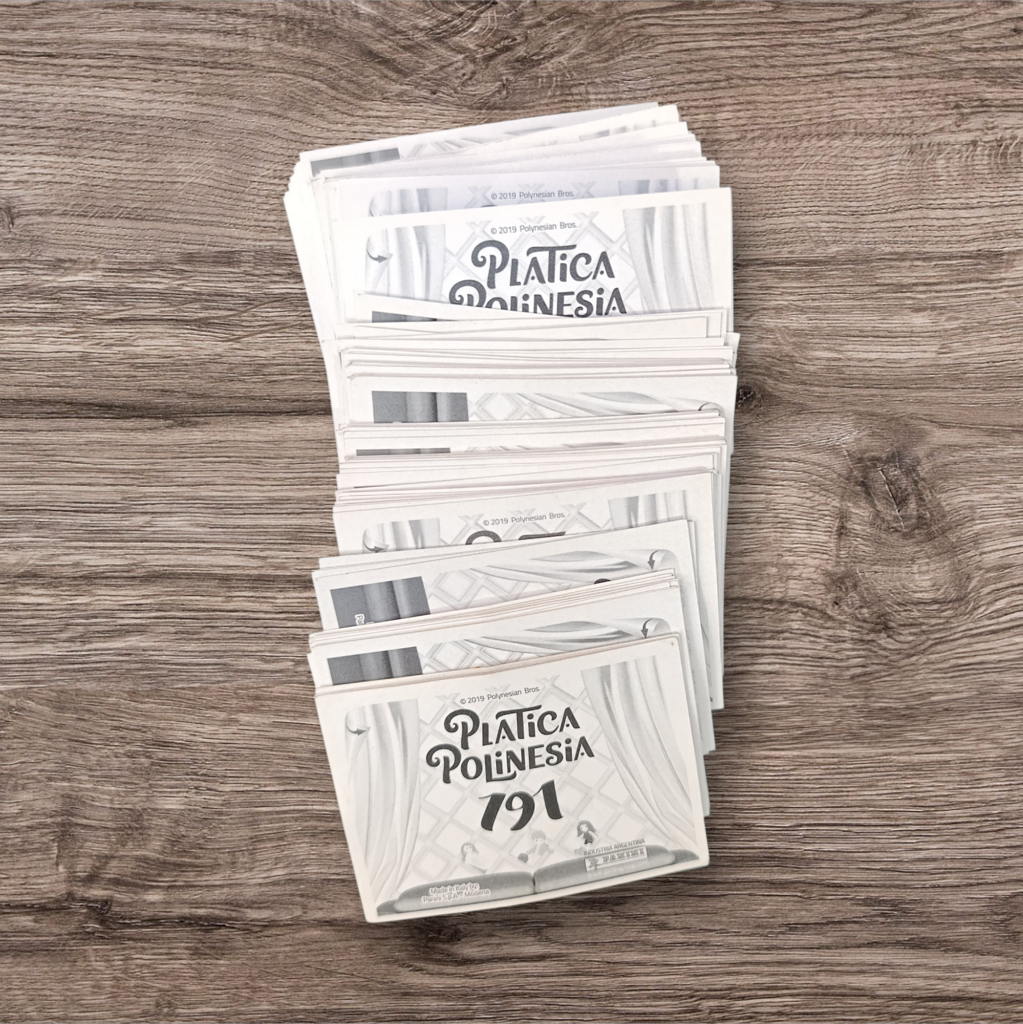 Lote 139 figuritas Plática Polinesia