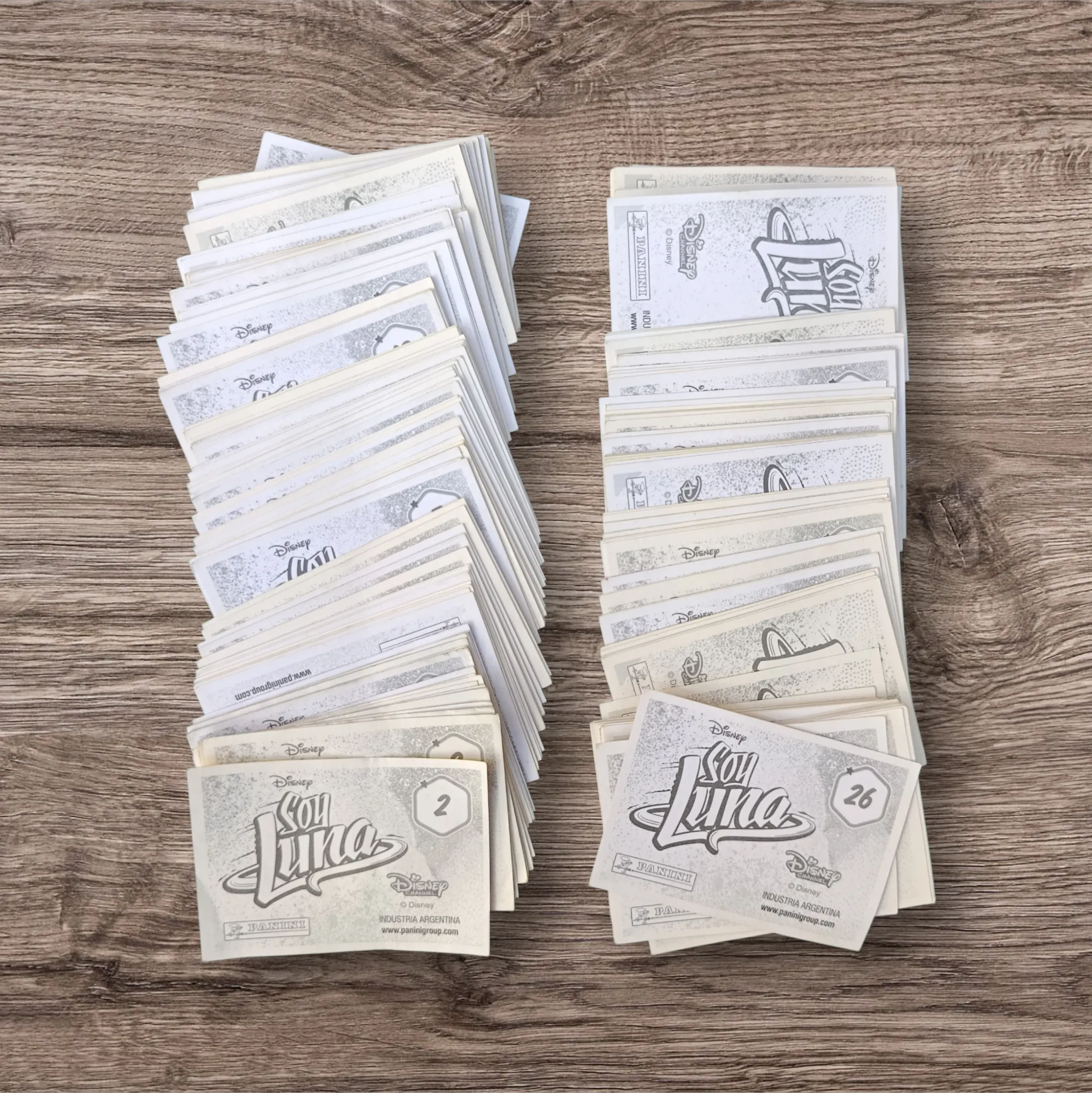 Lote 280 figuritas Soy Luna