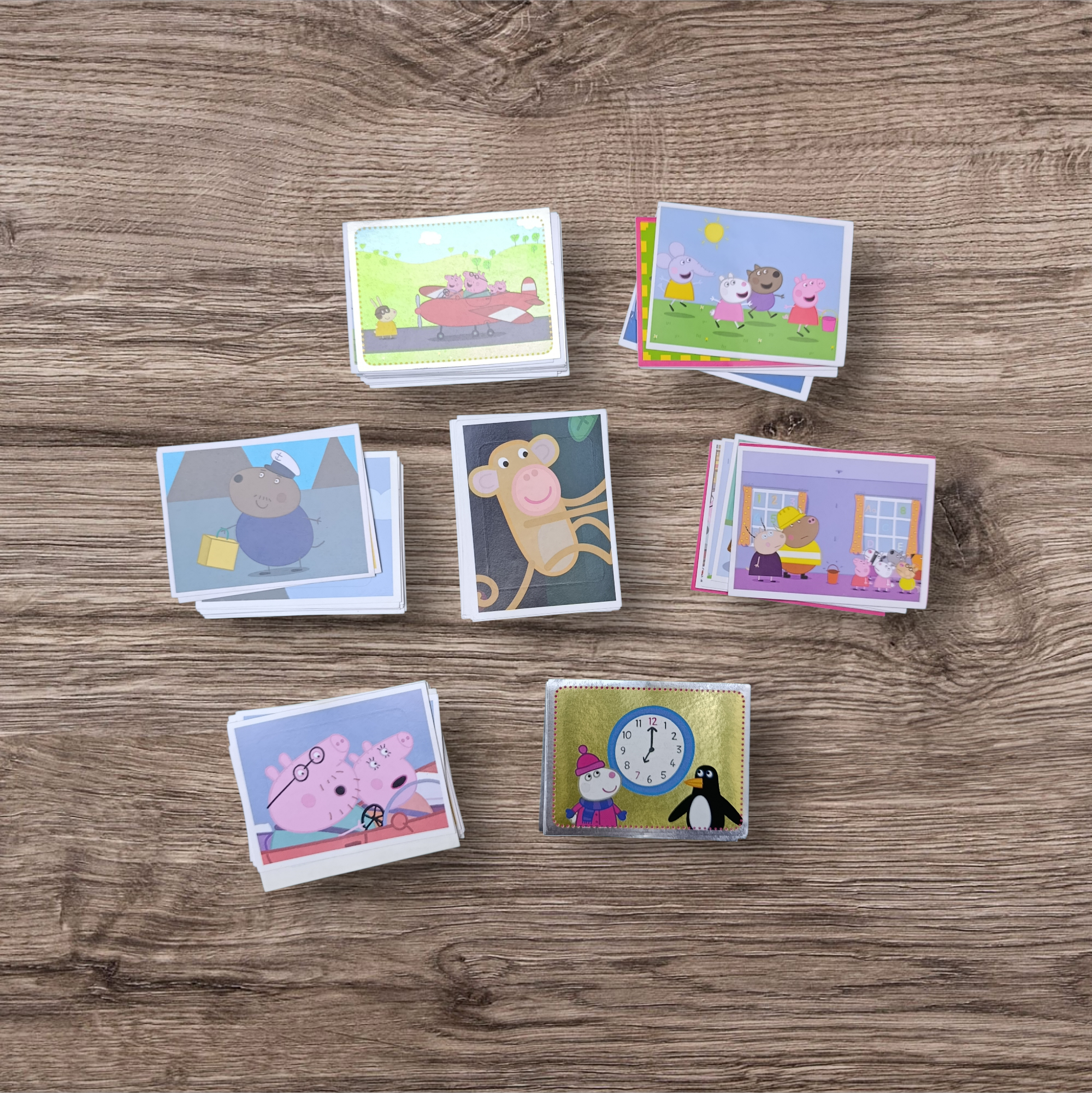 Lote 83 figuritas sin repetir Peppa Pig