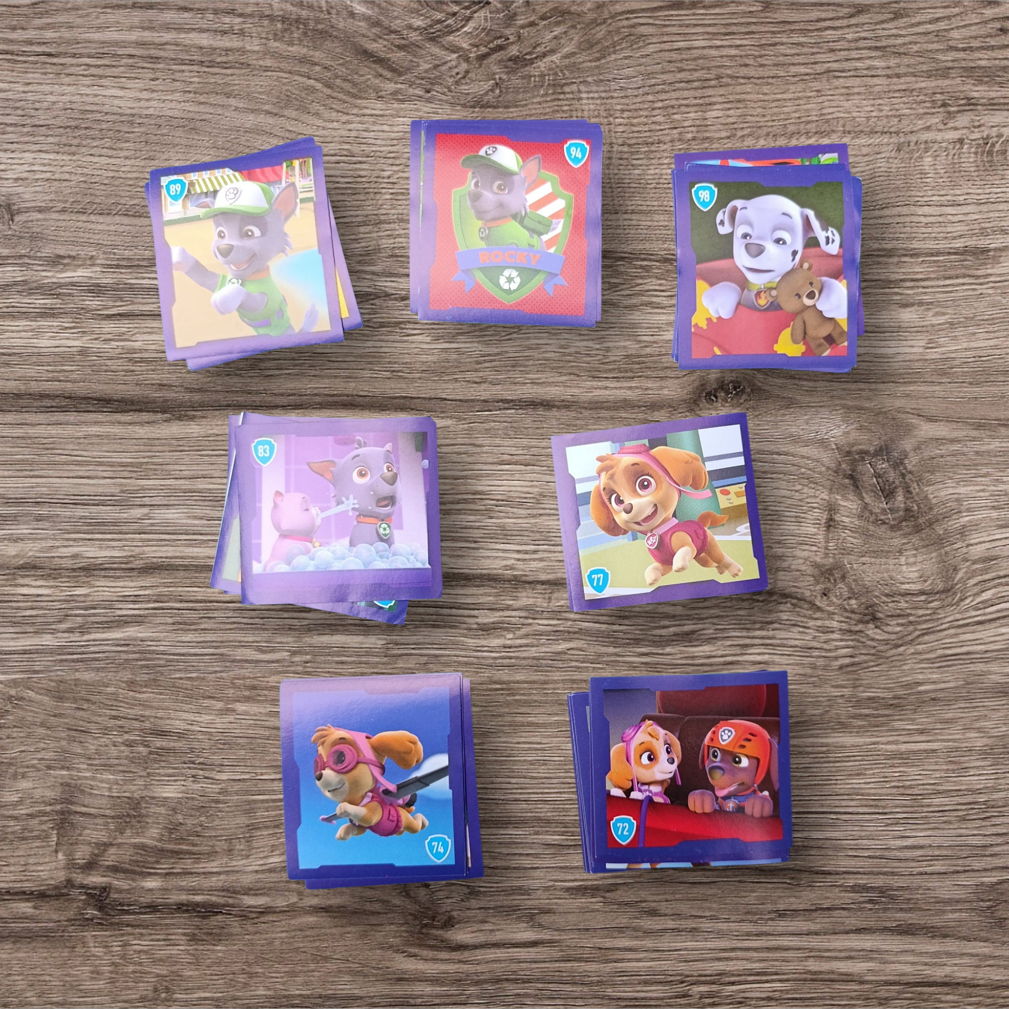 Lote 34 figuritas sin repetir Paw Patrol