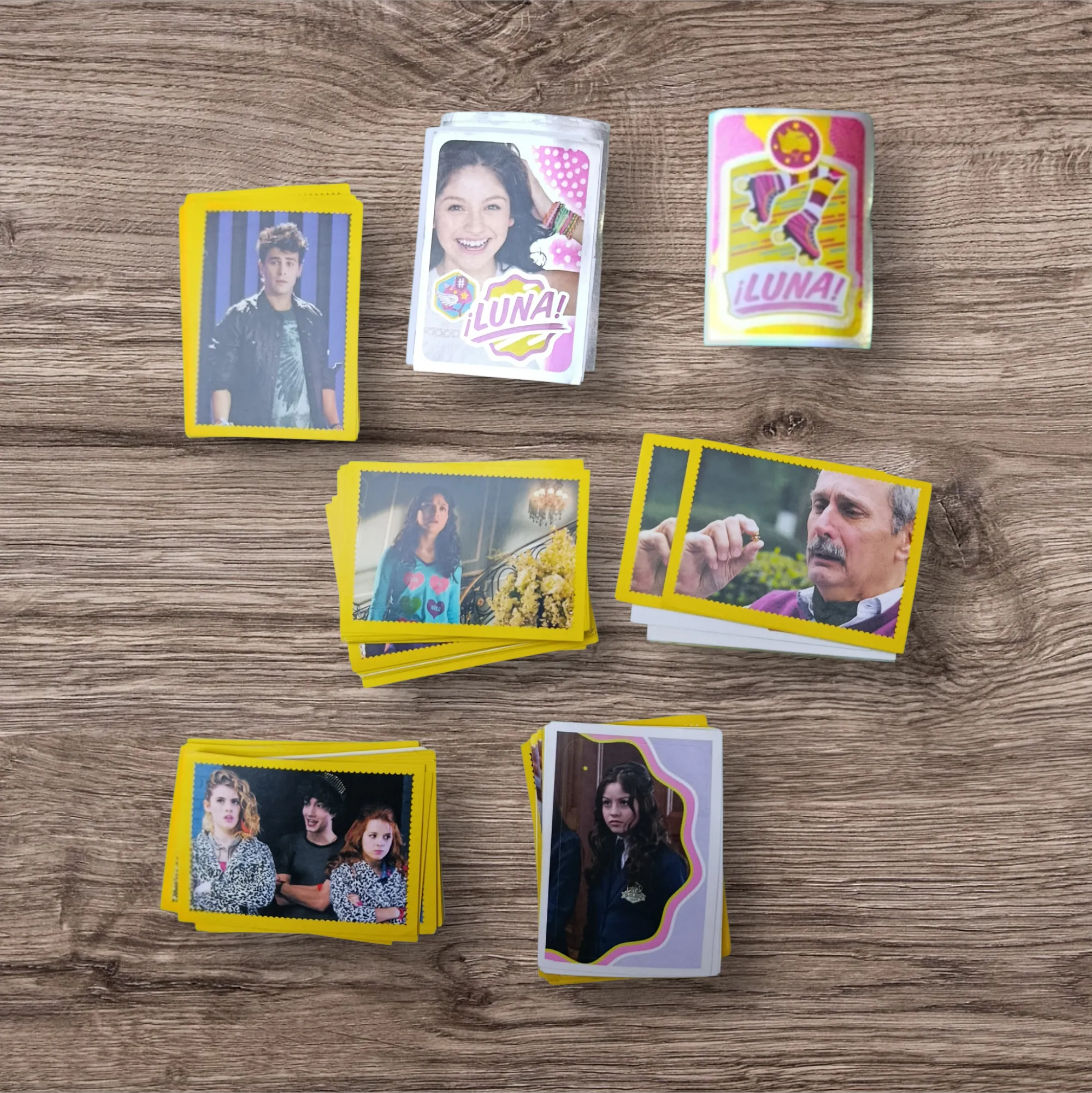Lote 164 figuritas Soy Luna