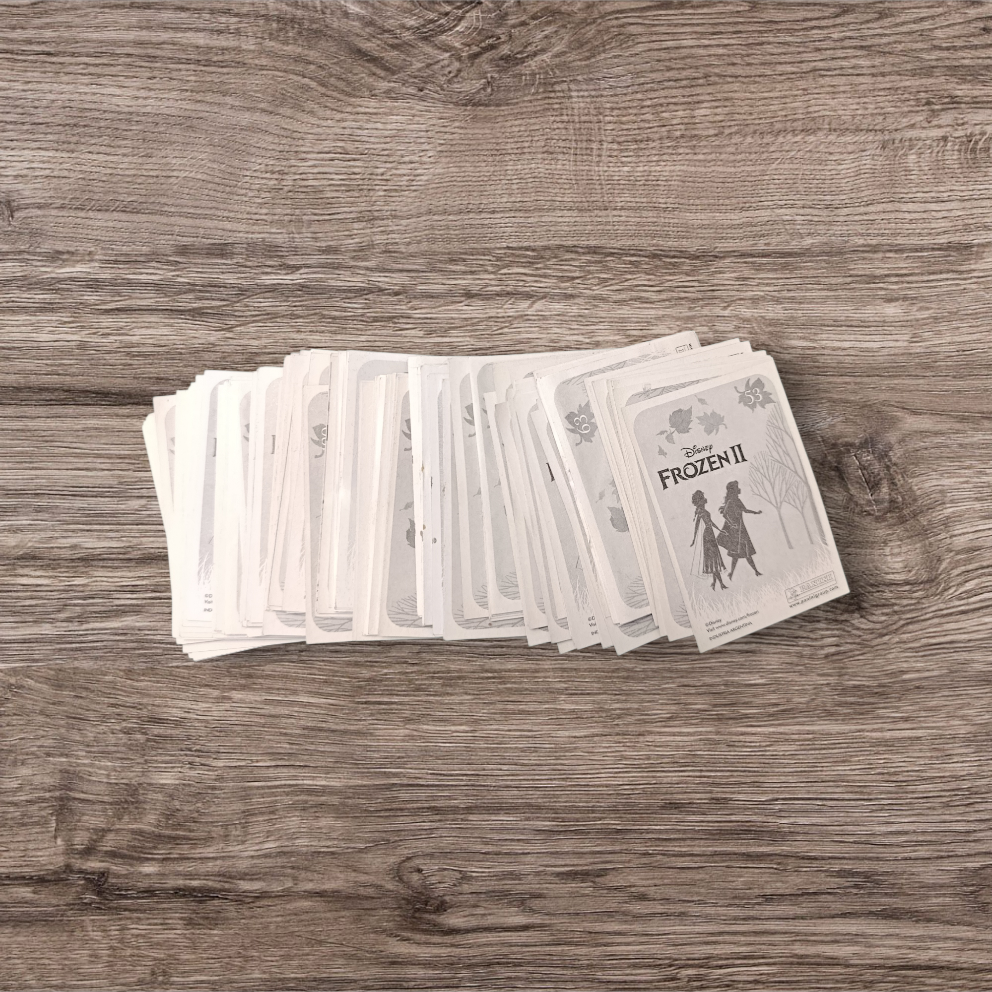 Lote 148 figuritas sin repetir Frozen 2