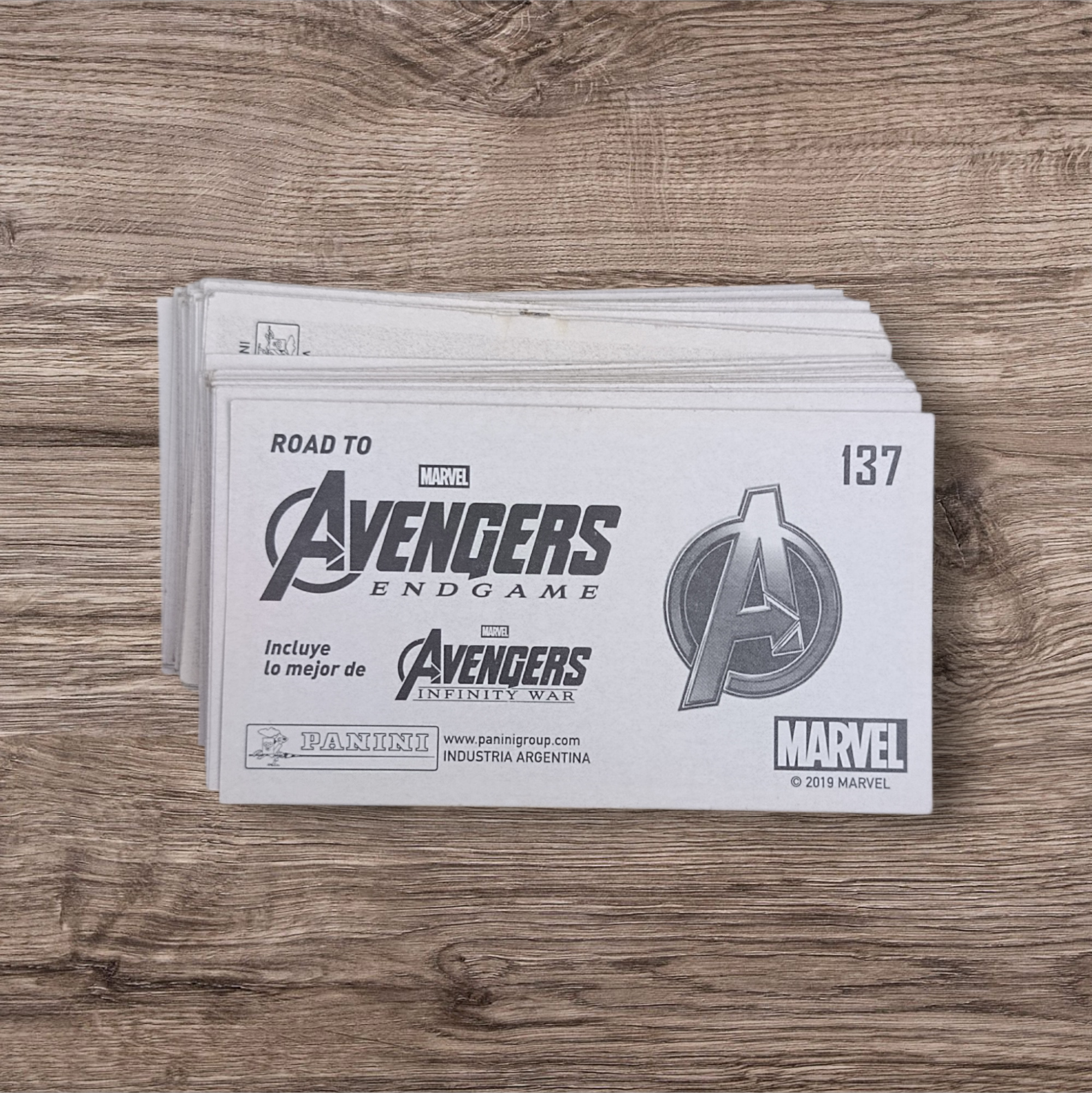 Lote 66 figuritas sin repetir Avengers Endgame