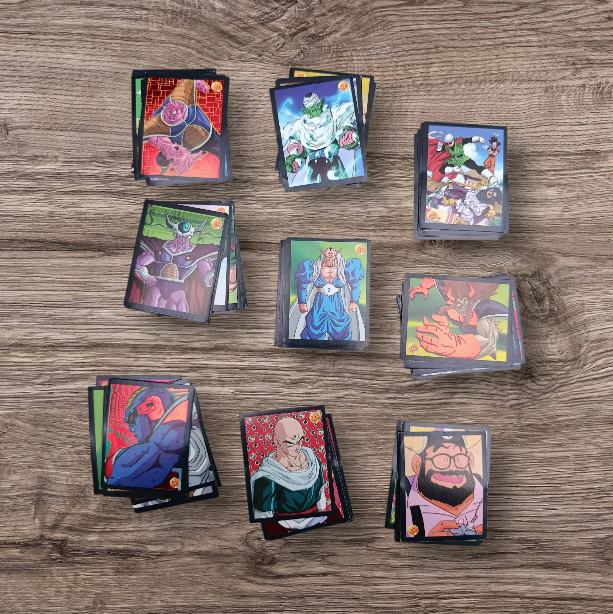Lote 106 figuritas sin repetir Dragon Ball