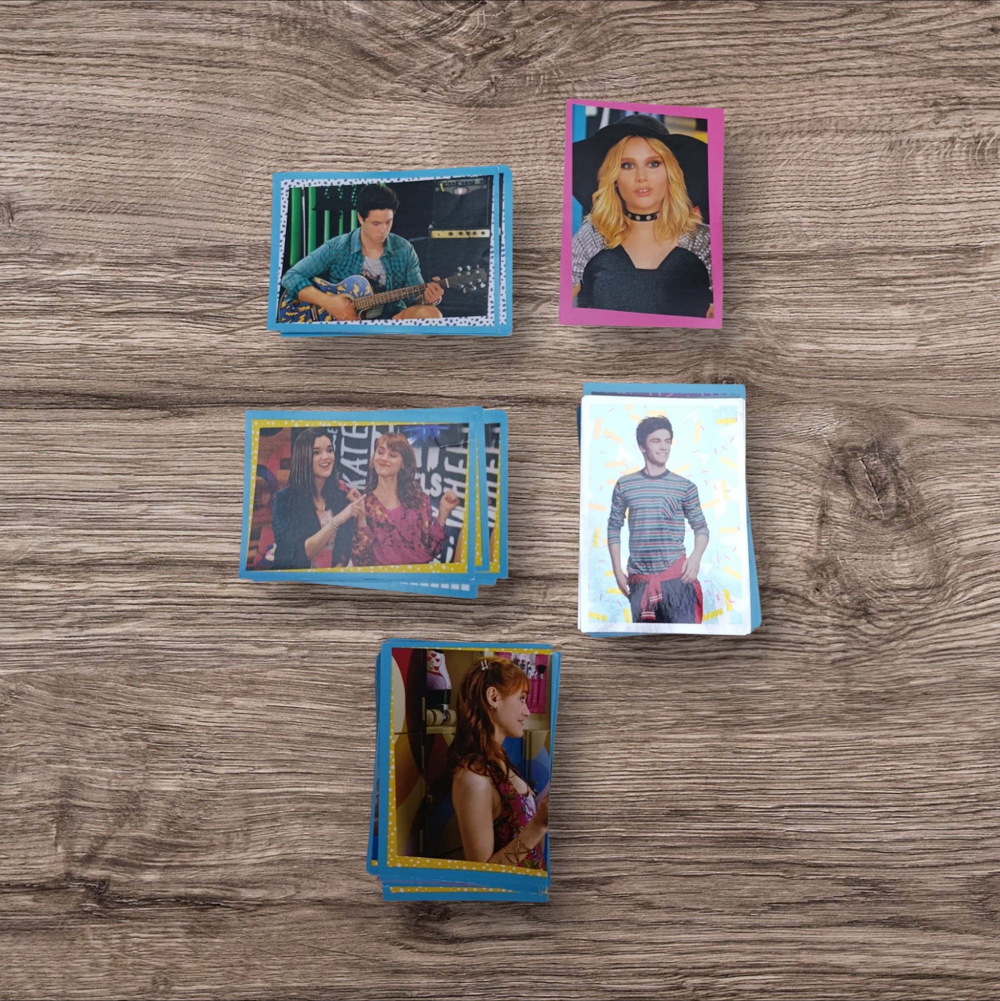 Lote de 59 Figuritas Soy Luna de Panini