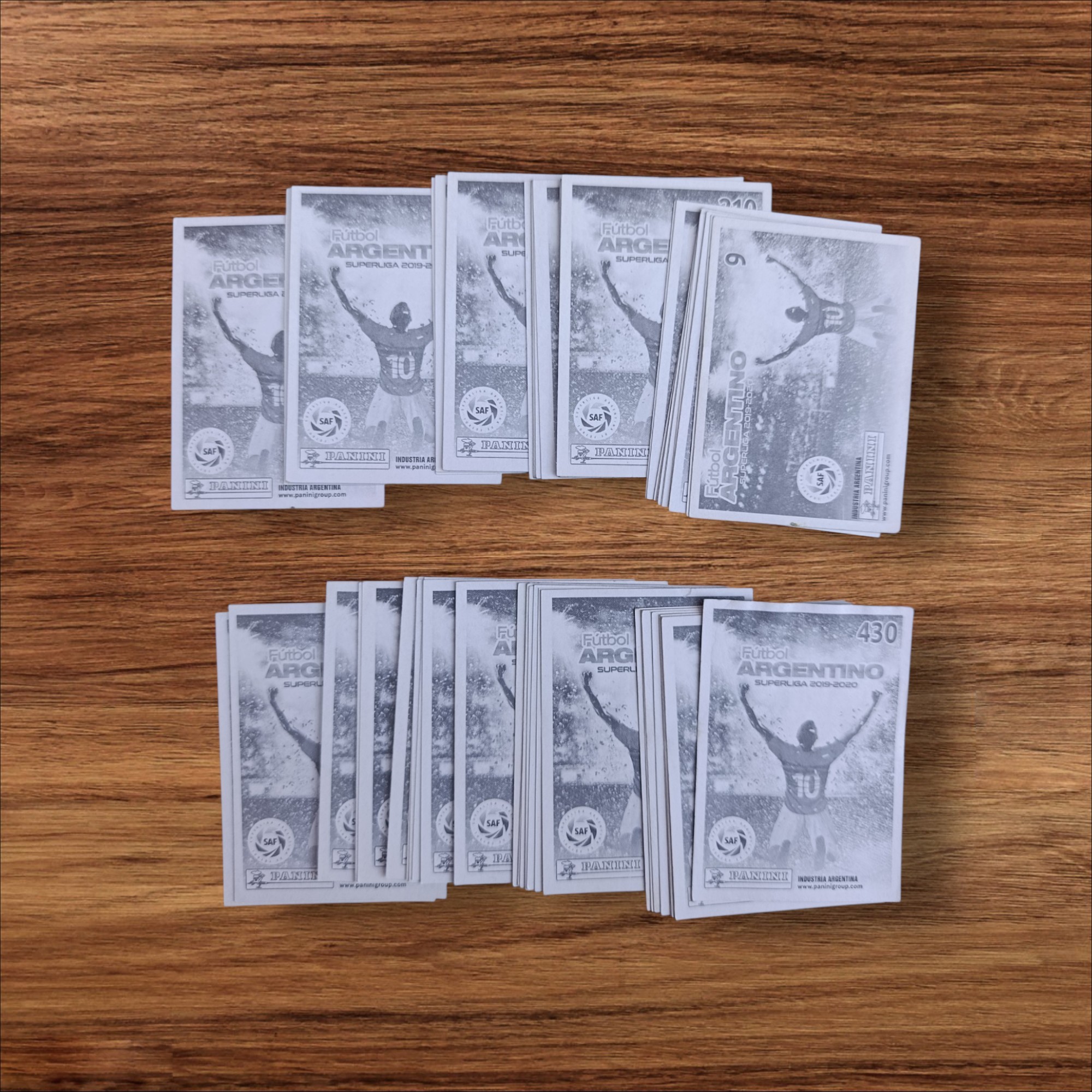 Lote de 54 Figuritas Fútbol Argentino Superliga 2019-2020 (Panini) Sin Repetir