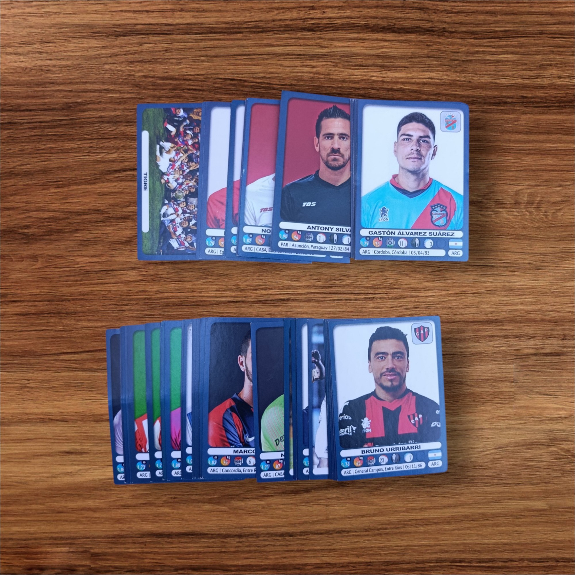 Lote de 54 Figuritas Fútbol Argentino Superliga 2019-2020 (Panini) Sin Repetir