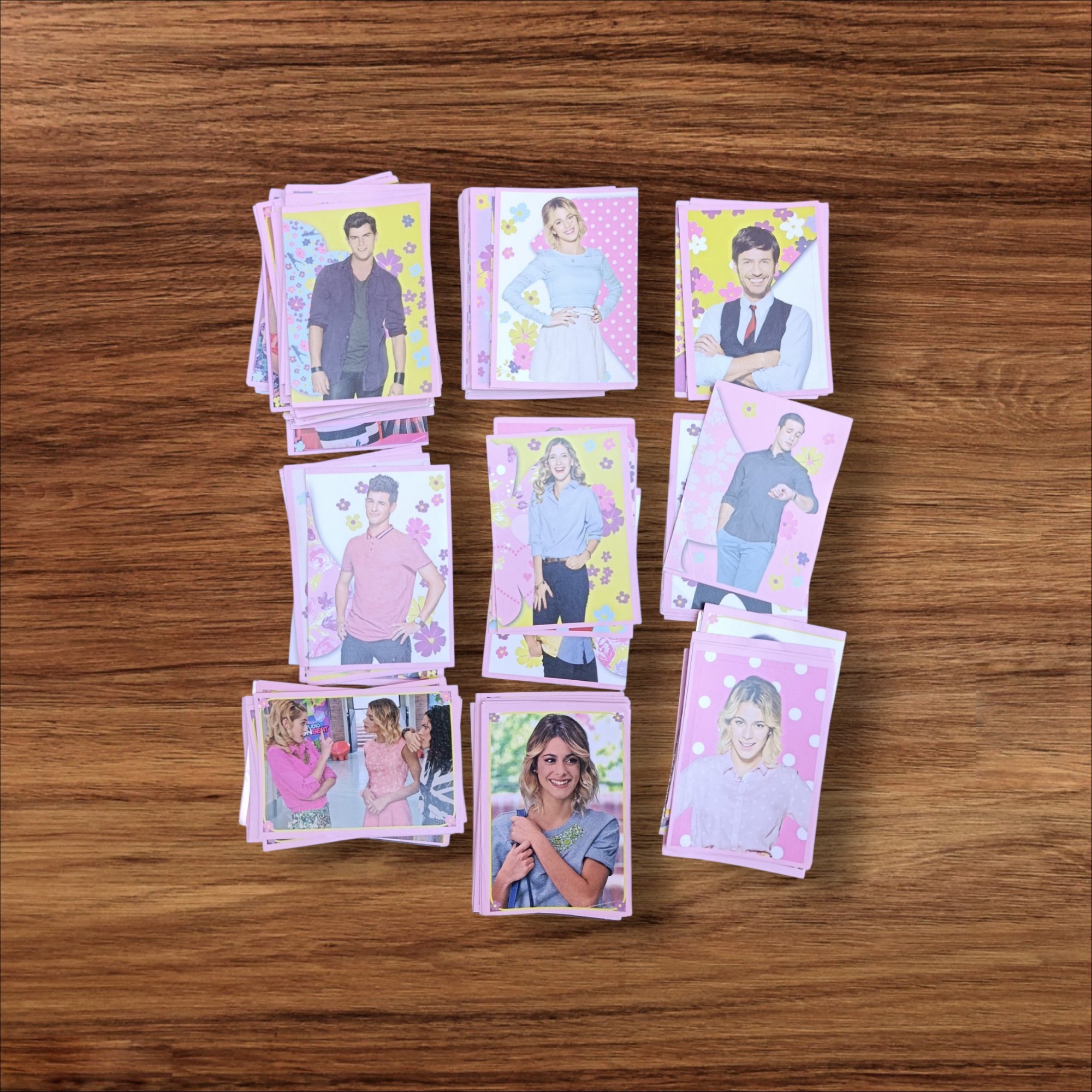 Lote de 163 Figuritas de Violetta (Disney/Panini) Sin Repetir
