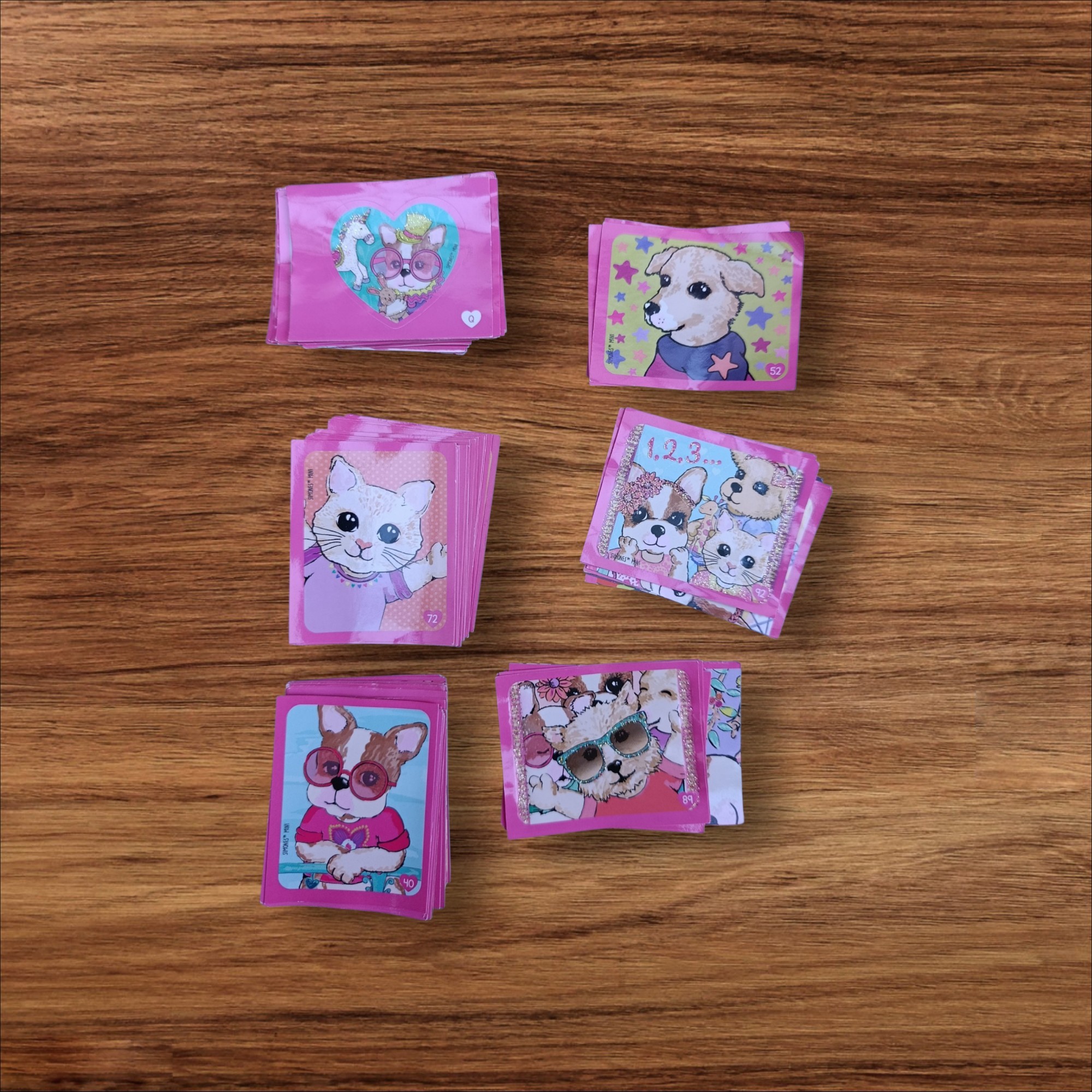 Lote de 77 Figuritas de Mini Simones Sin Repetir