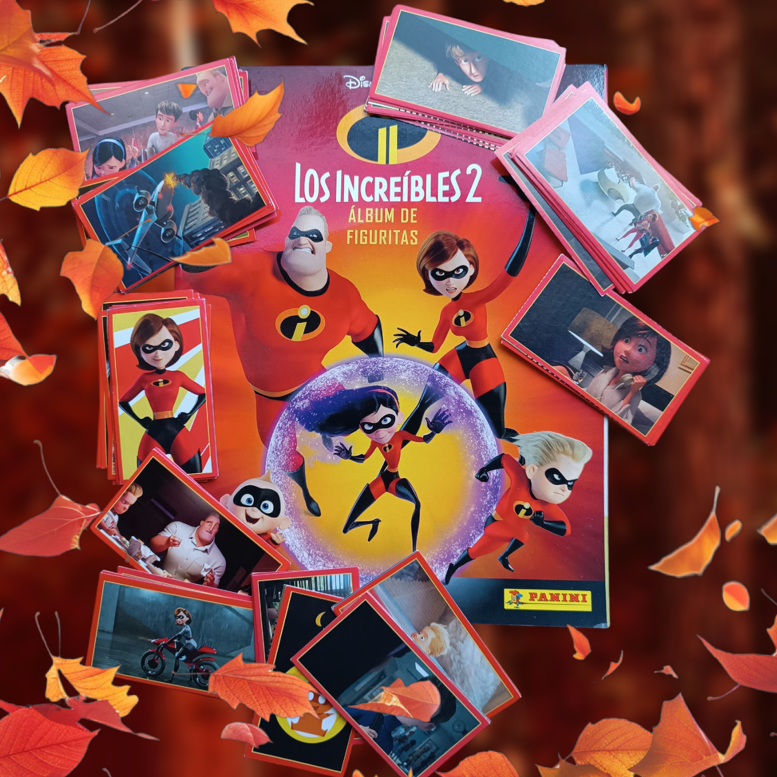 Álbum + 123 figuritas sueltas de Los Increíbles 2