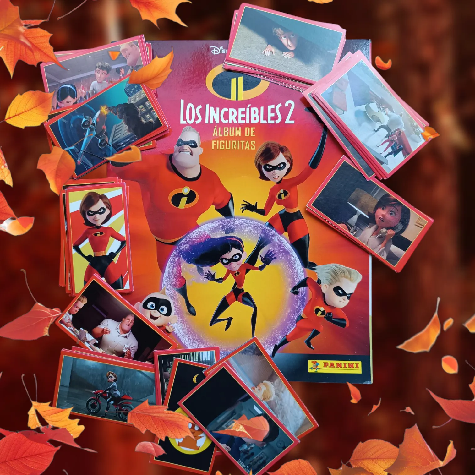 Álbum + 123 figuritas sueltas de Los Increíbles 2