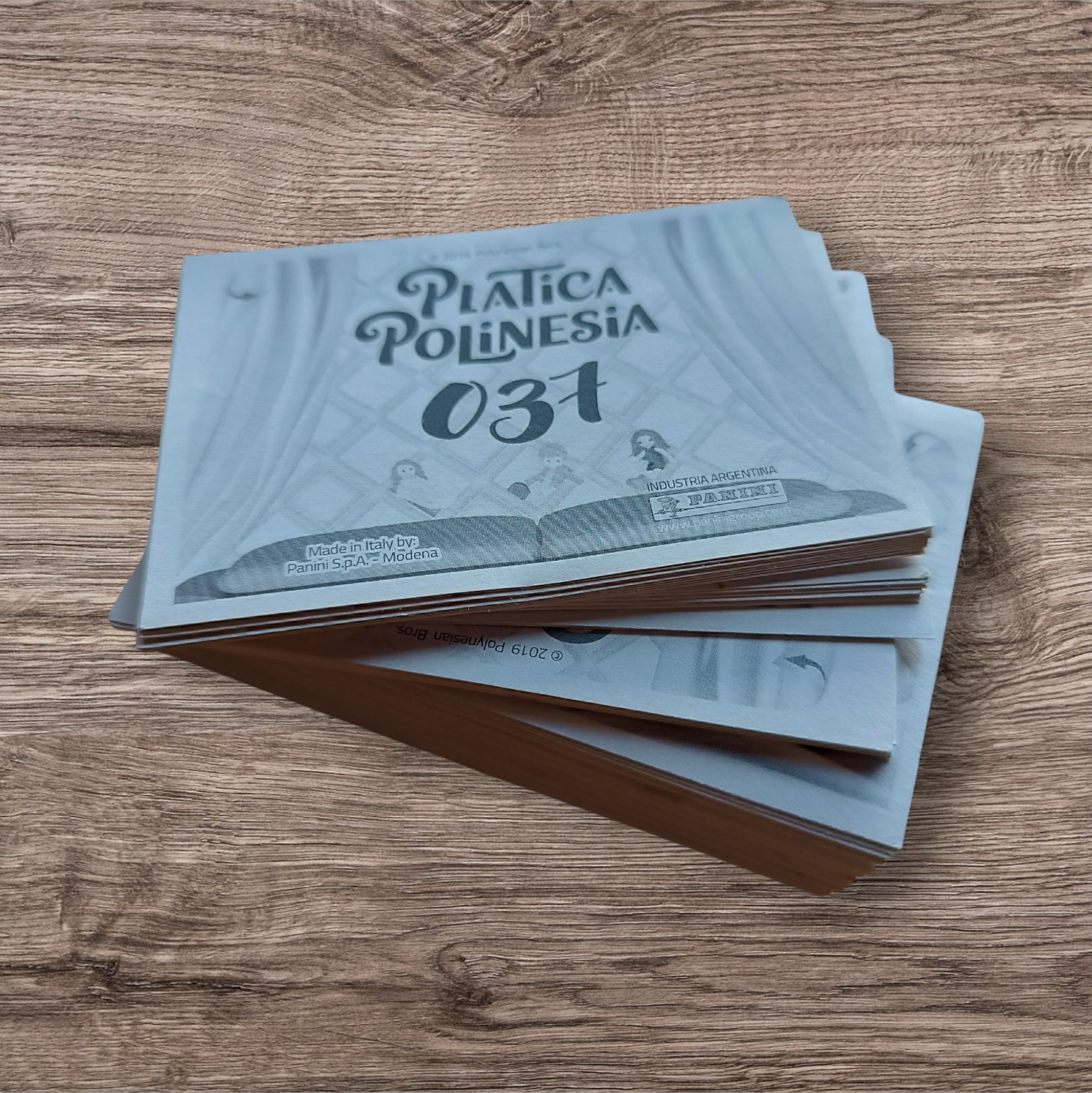 Lote 75 figuritas sin repetir Plática Polinesia