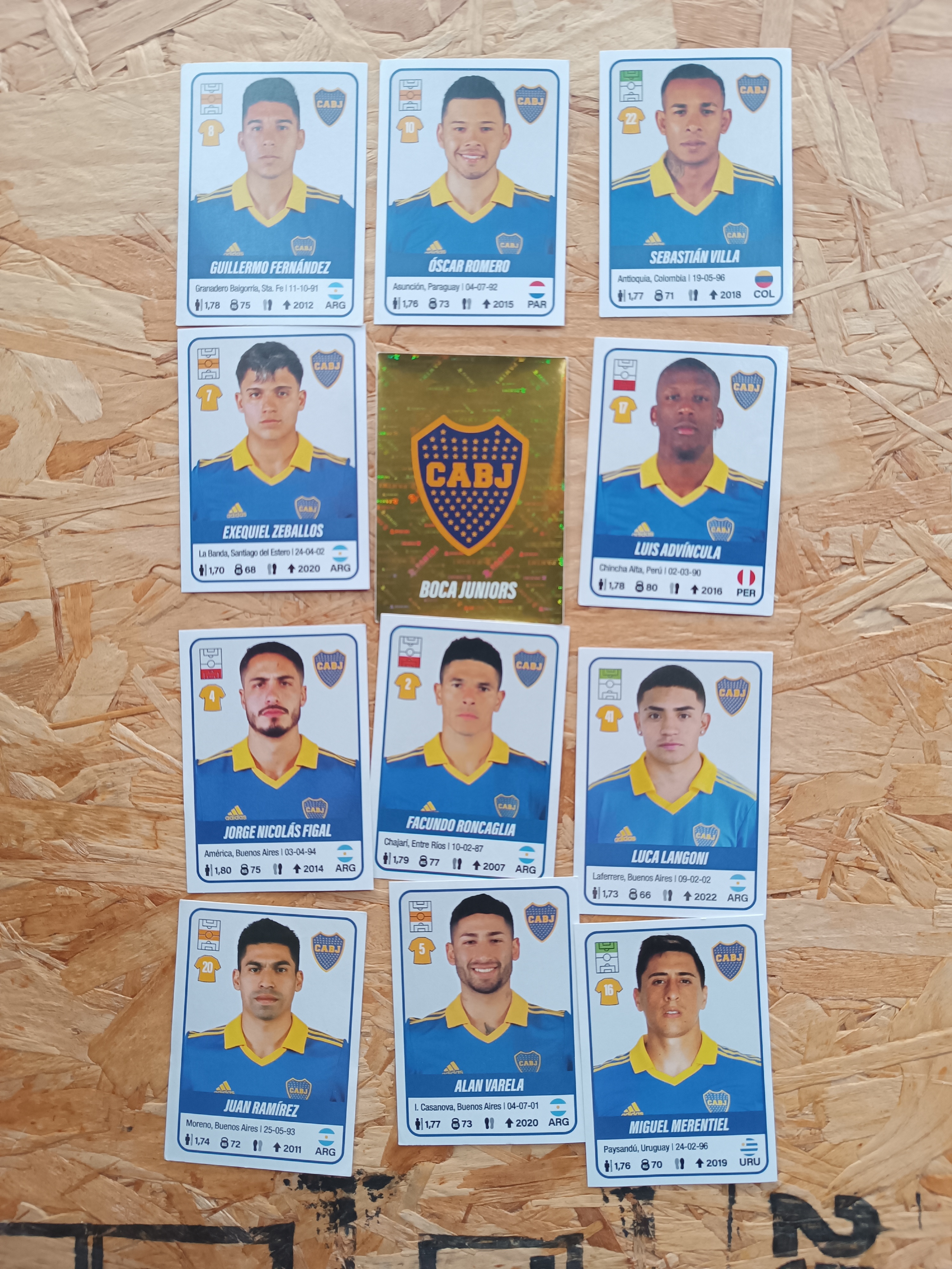 Lote 12 figuritas sin repetir Boca Juniors 2023
