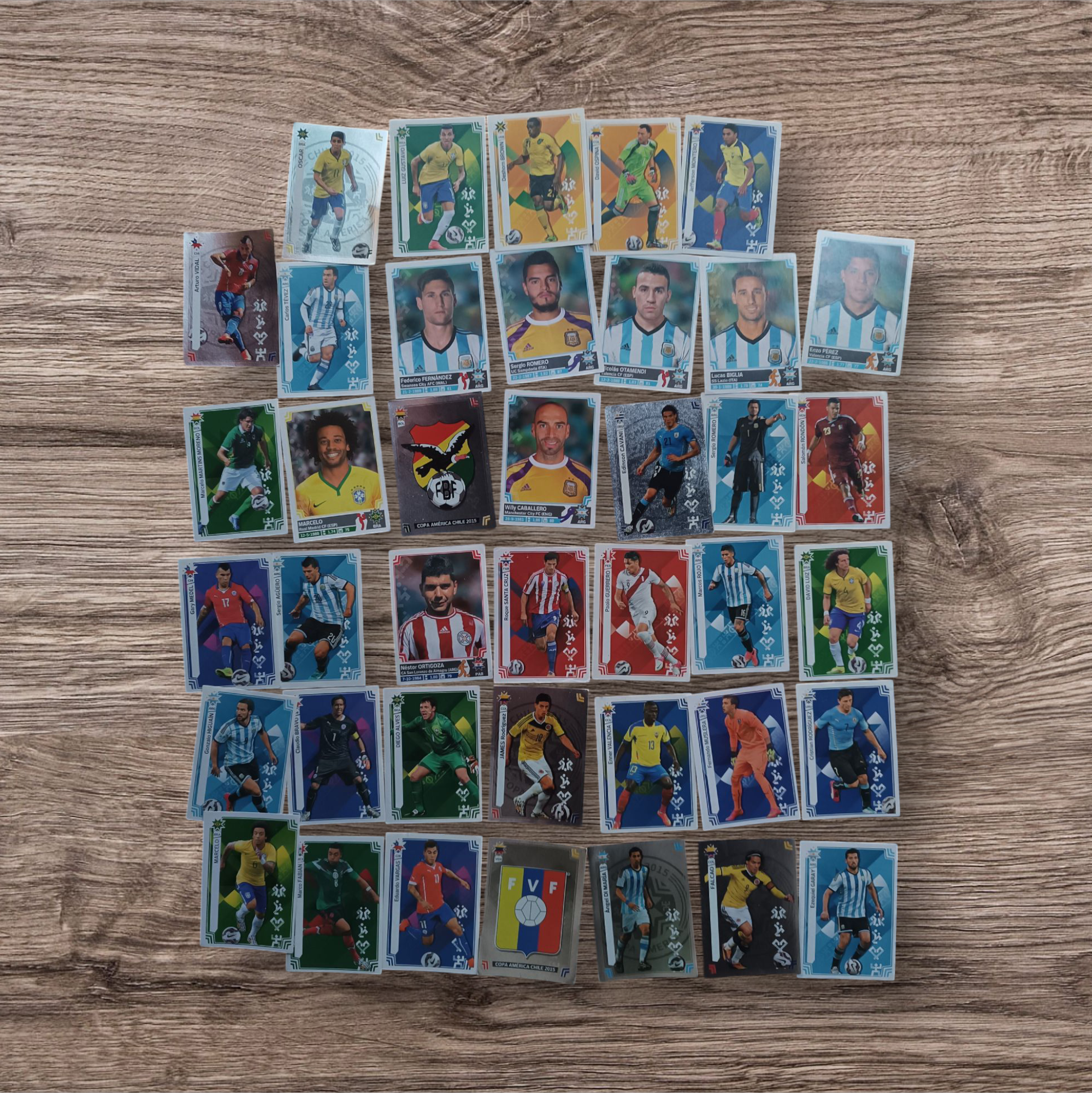 Lotazo 311 figuritas sin repetir Copa América 2015
